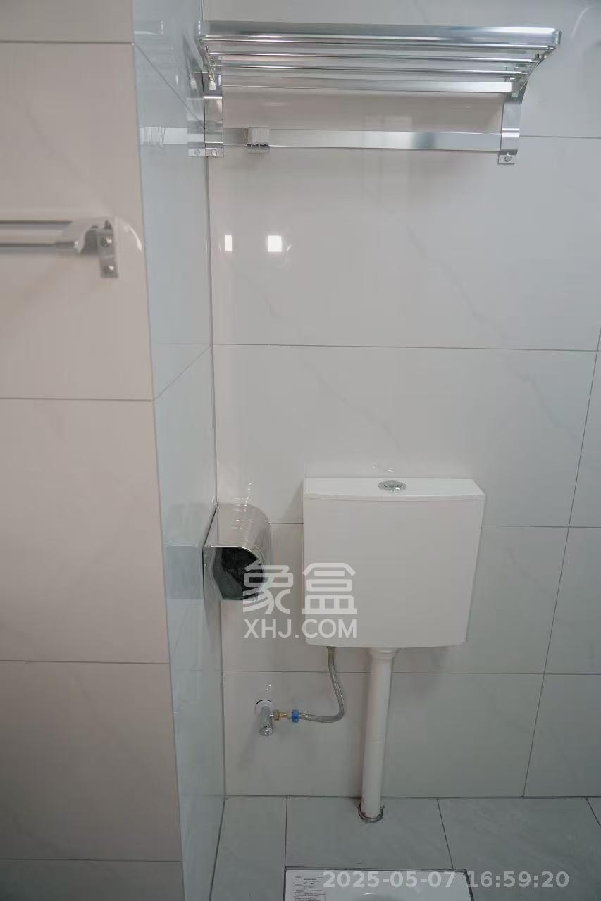 莲馨苑  1室1厅1卫   1450.00元/月室内图