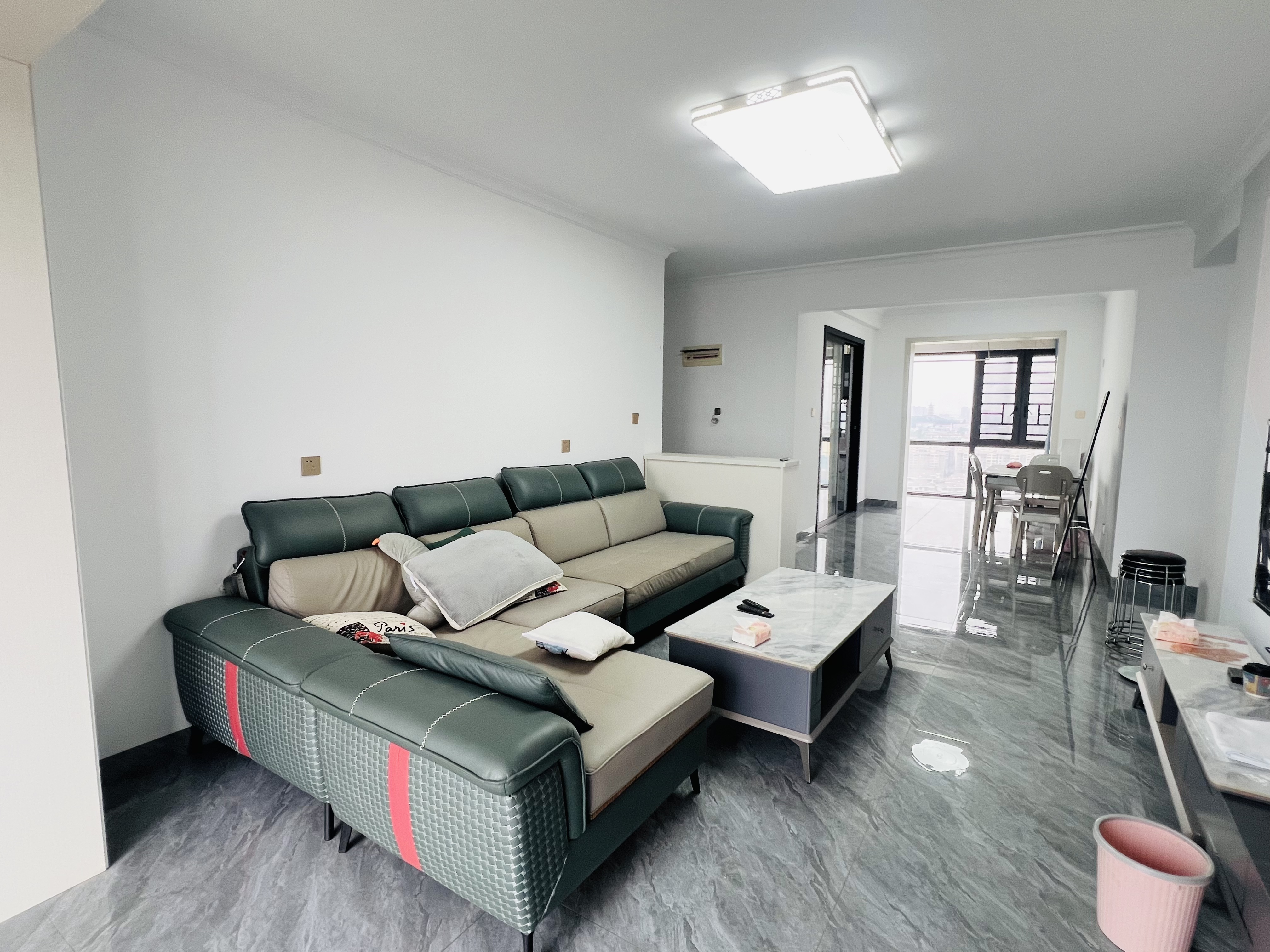 康雅苑 3室2厅2卫 2000.0元/月 康雅苑 3室2厅2卫 2000.0元/月室内图