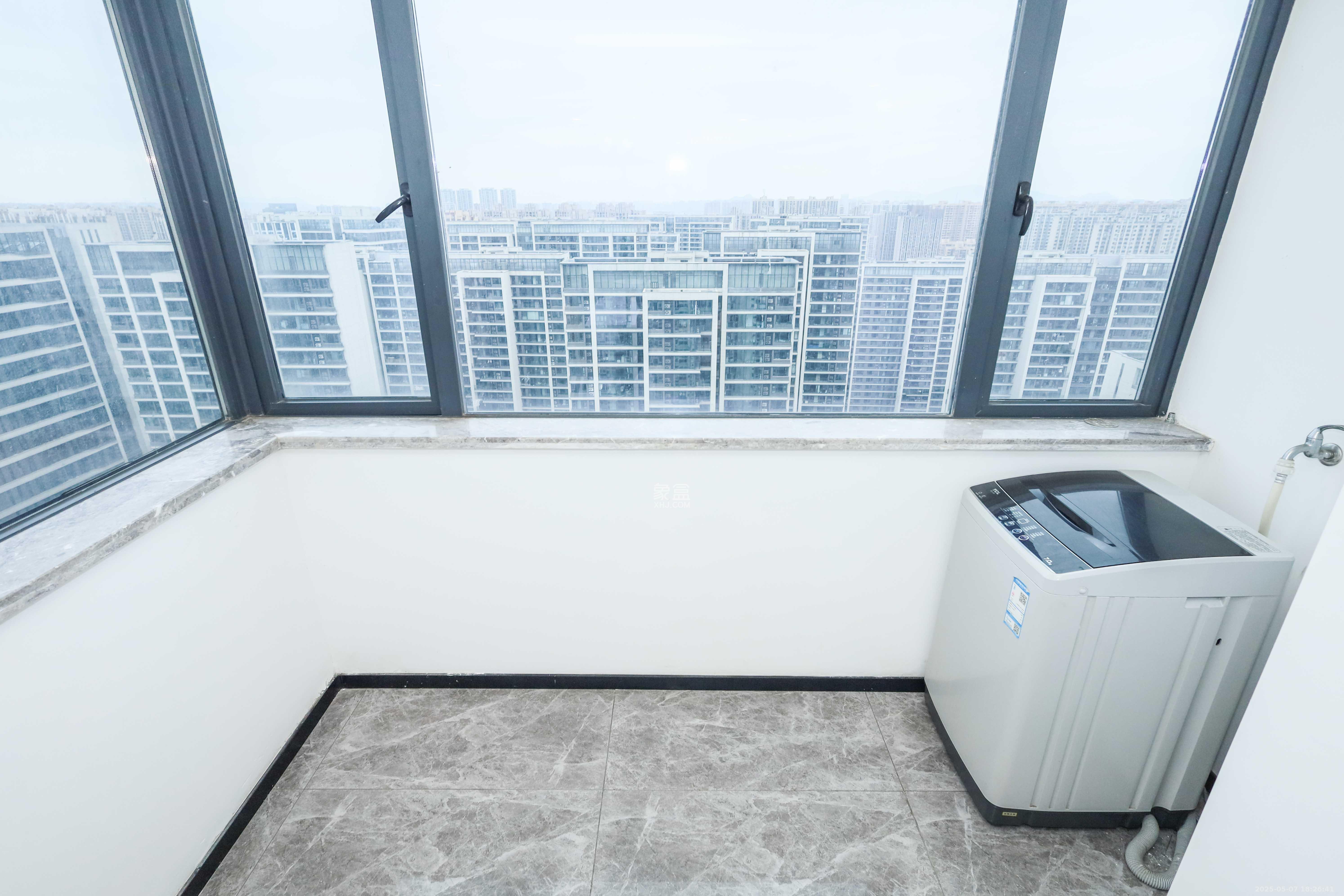 中国铁建湘语梅溪  4室2厅2卫    164.0万 中国铁建湘语梅溪  4室2厅2卫    164.0万阳台