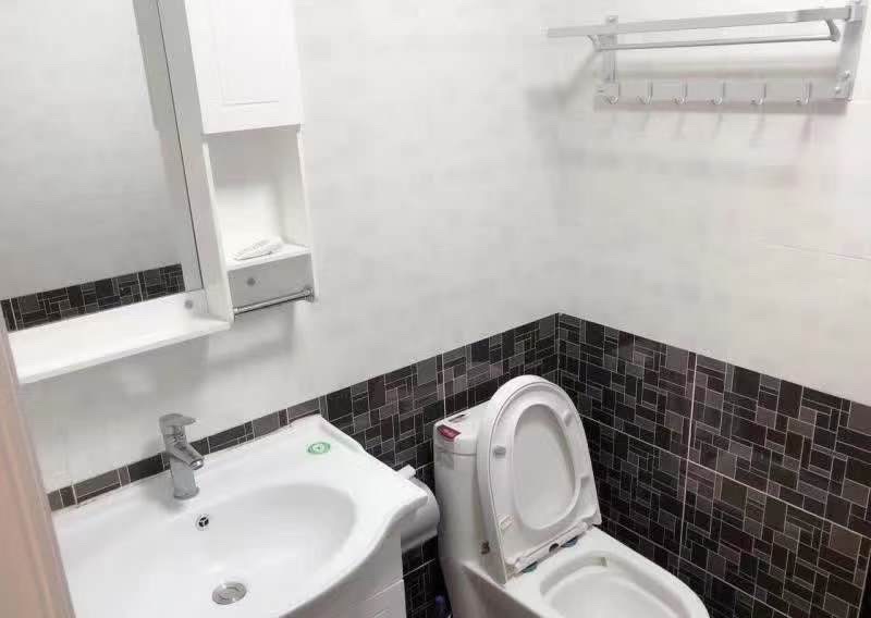 美丽华居 2室1厅1卫 78.0万 美丽华居 2室1厅1卫 78.0万客厅