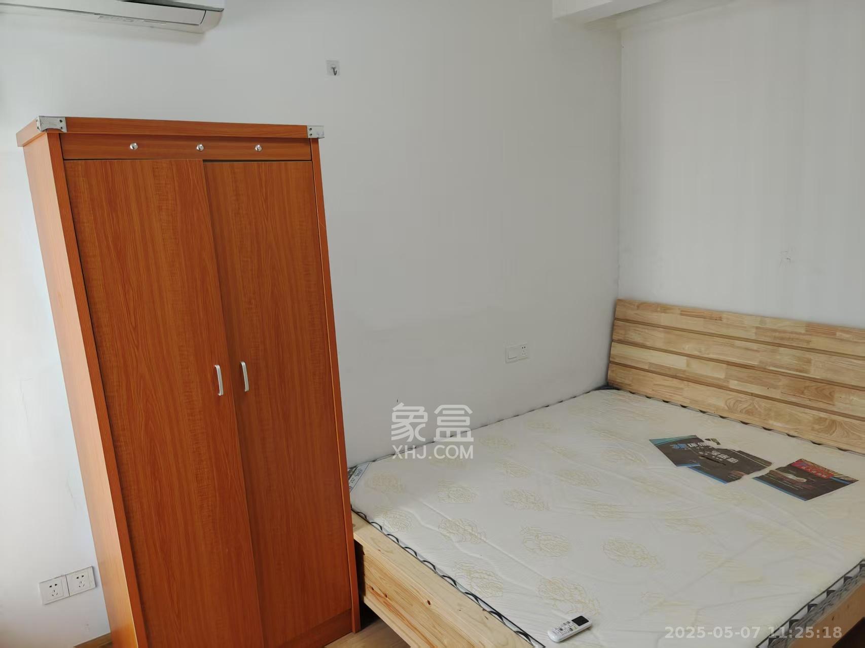 九华新都汇  2室2厅1卫   1500.00元/月室内图