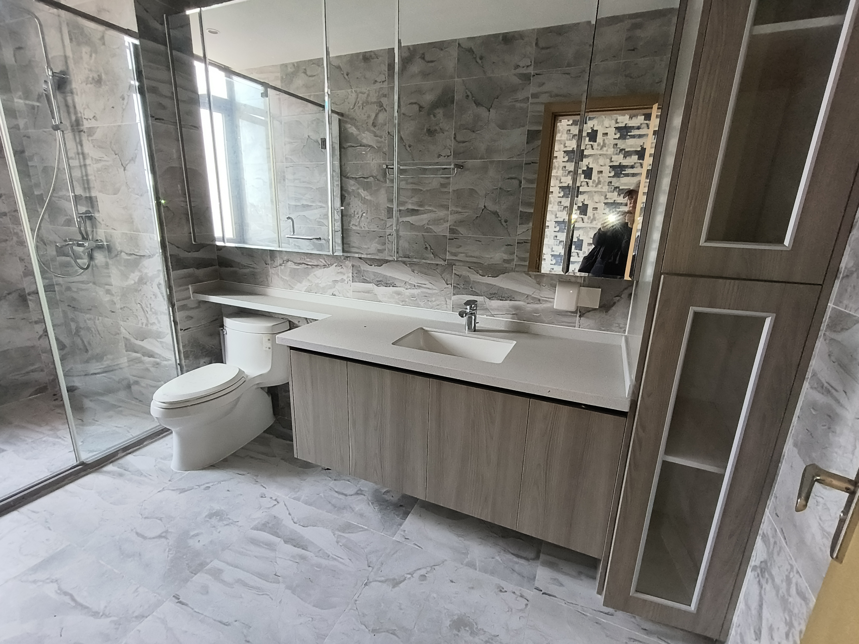 海航豪庭北苑 7室2厅5卫 16000.0元/月 海航豪庭北苑 7室2厅5卫 16000.0元/月室内图