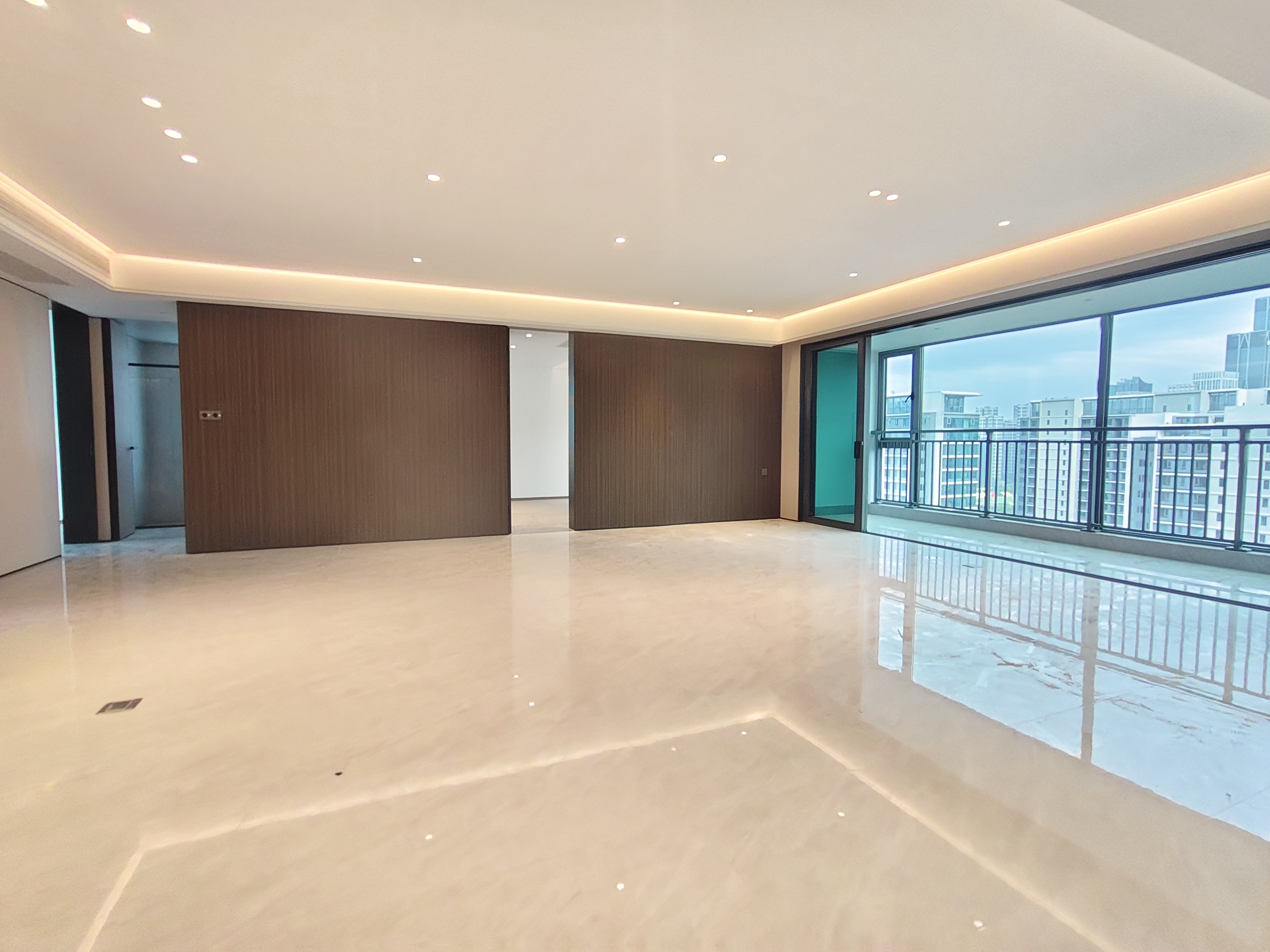 招商蛇口滨江境 4室2厅2卫 13000.0元/月 招商蛇口滨江境 4室2厅2卫 13000.0元/月户型图