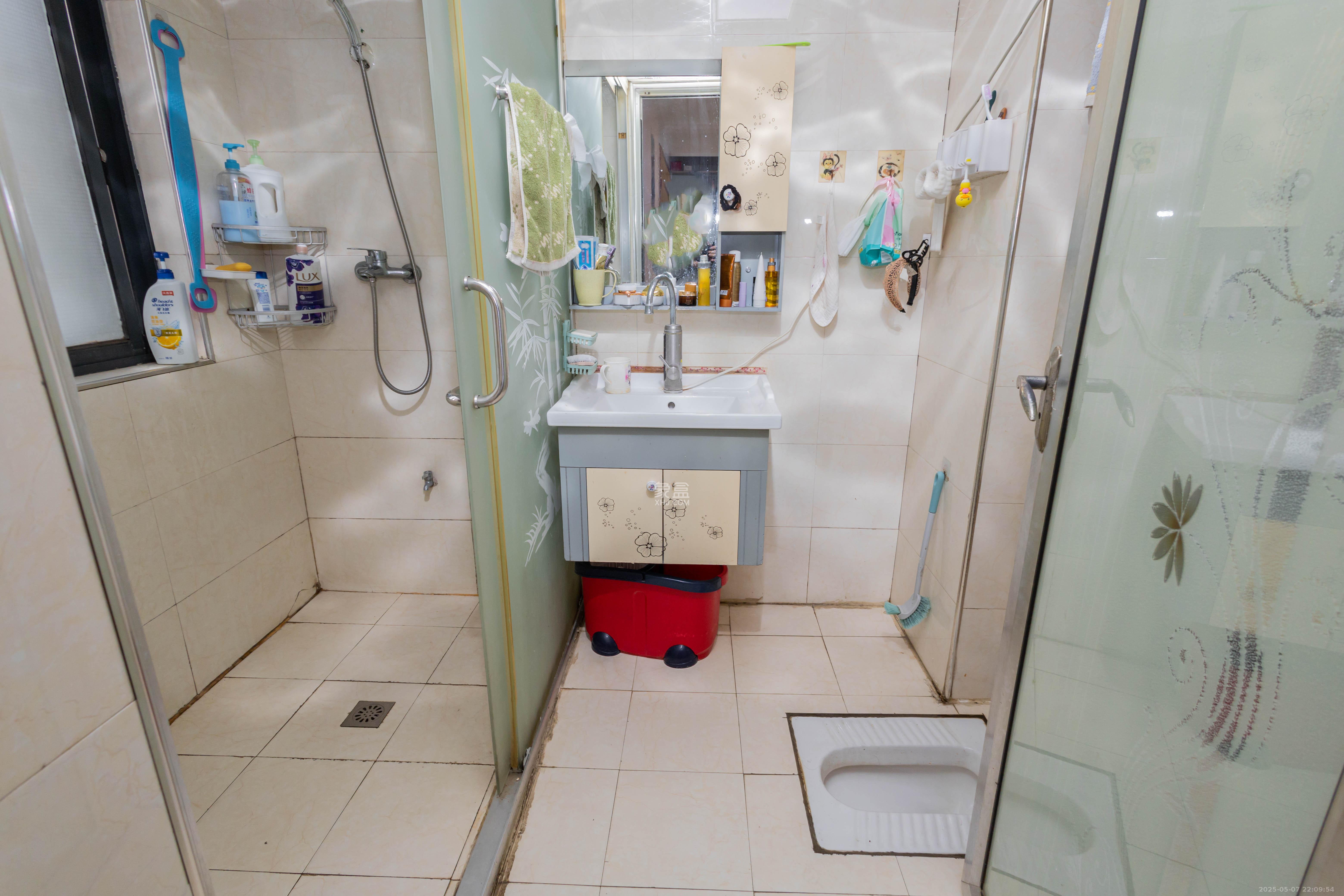 高林仕家 3室2厅1卫 61.8万 高林仕家 3室2厅1卫 61.8万卫生间