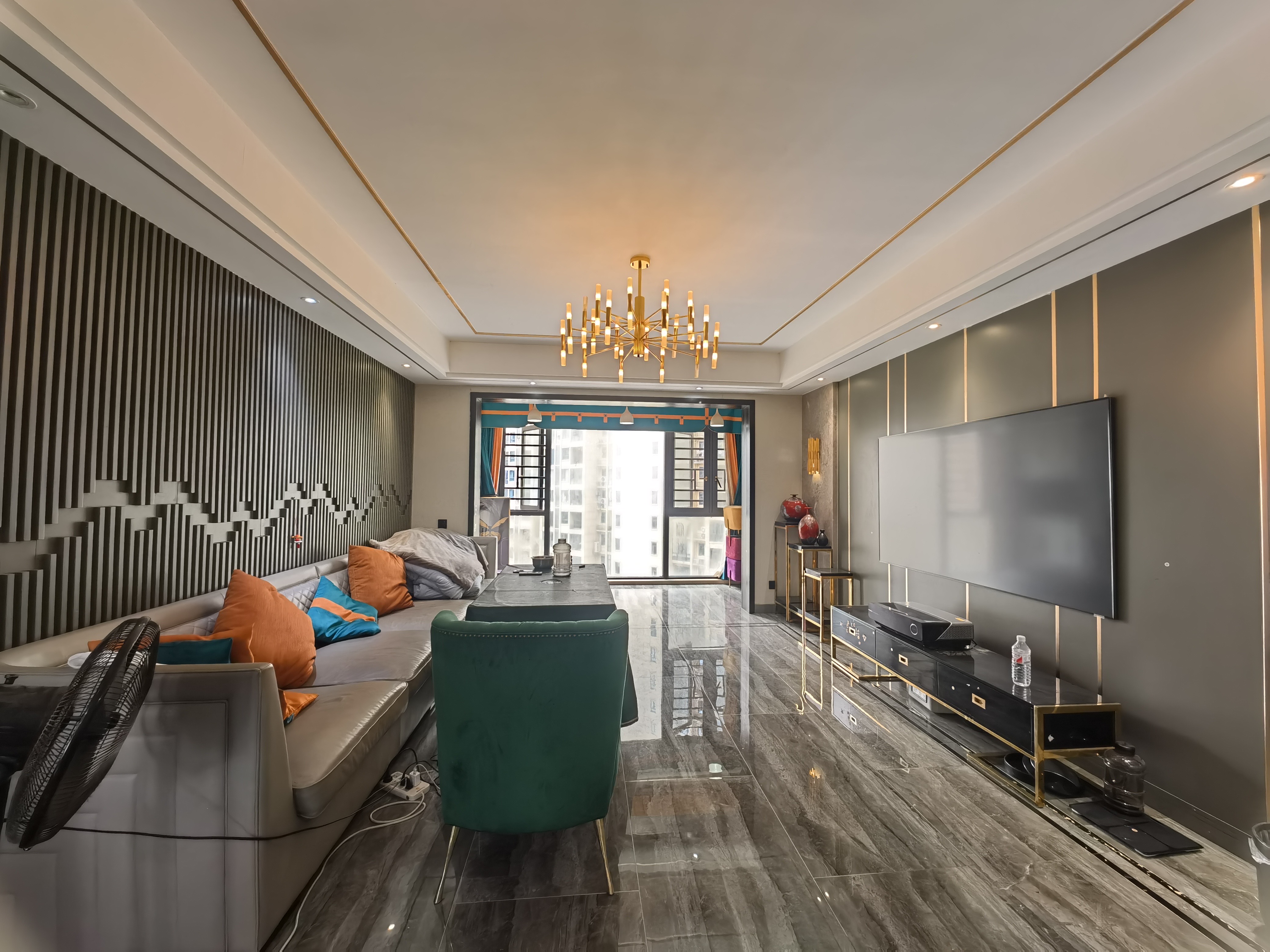 五江碧桂园城市广场  4室2厅2卫    96.0万 五江碧桂园城市广场  4室2厅2卫    96.0万客厅