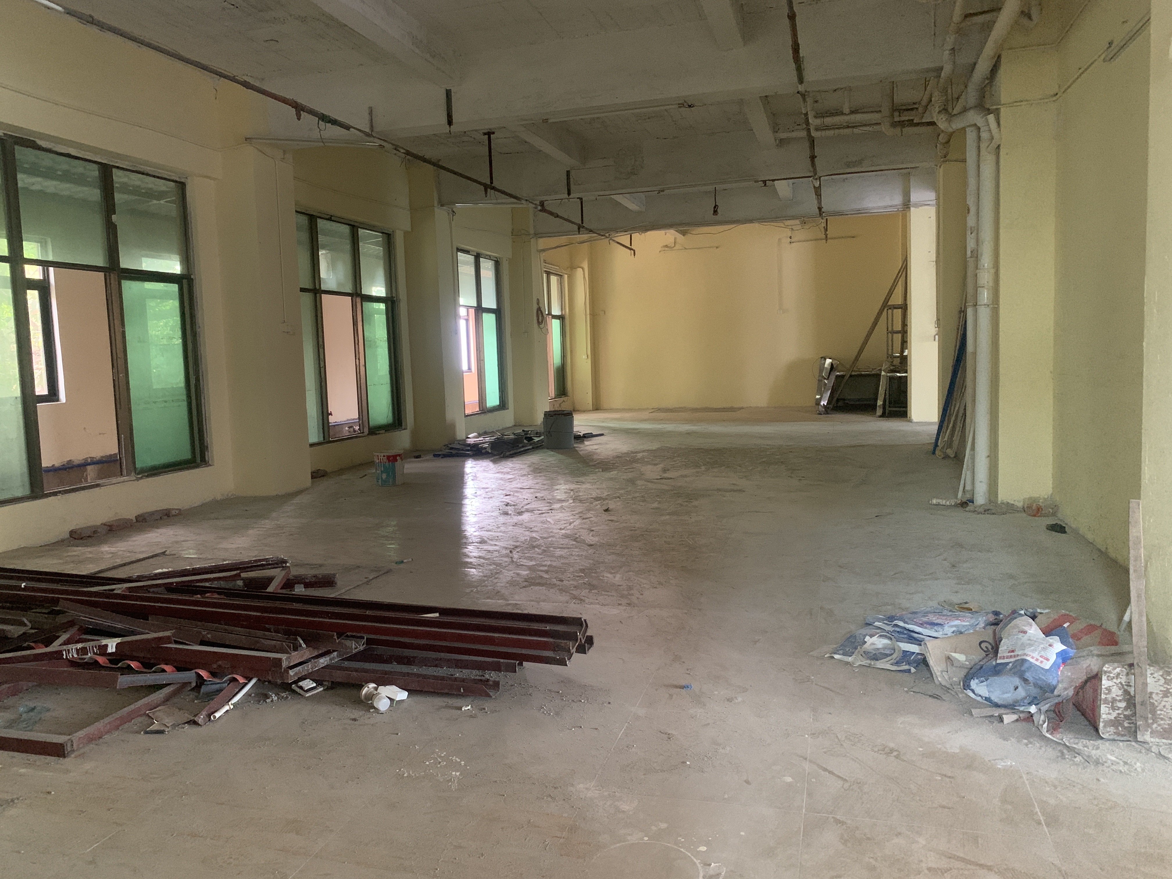 鸿昌盛大厦 1室1厅1卫 12000.0元/月 鸿昌盛大厦 1室1厅1卫 12000.0元/月室内图