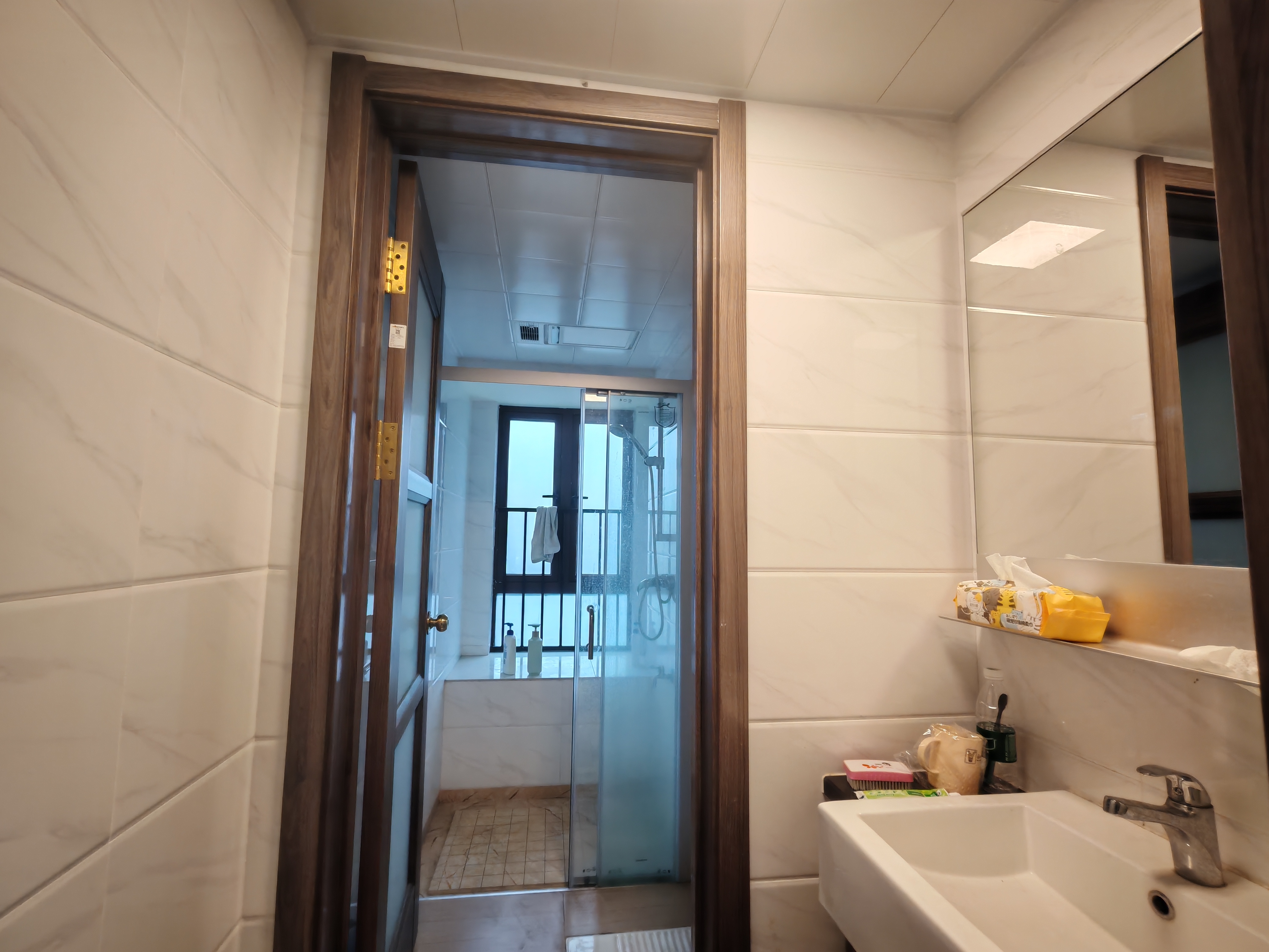 碧桂园豪园-二期 4室2厅2卫 83.8万 碧桂园豪园-二期 4室2厅2卫 83.8万客厅