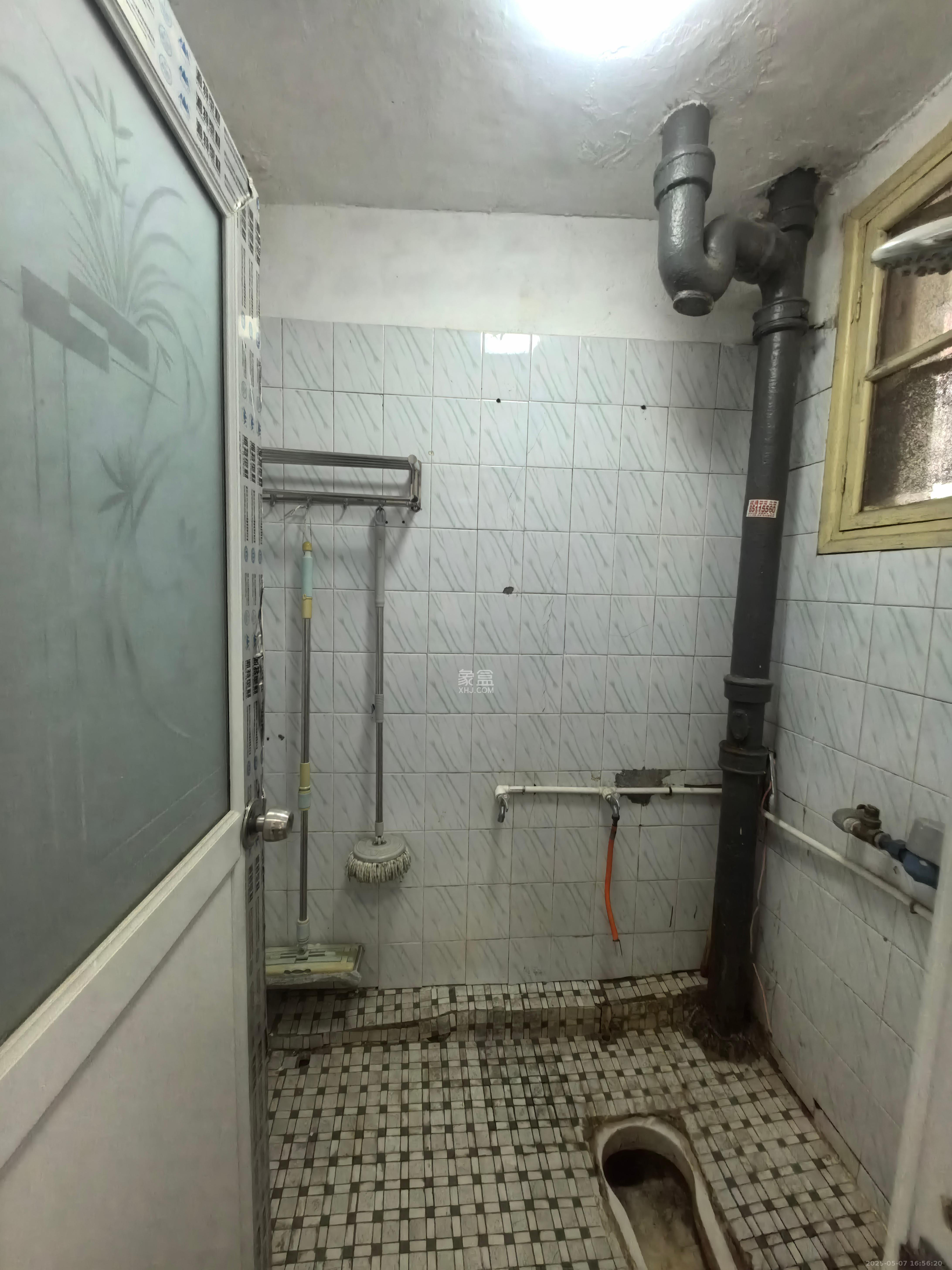 省建苑小区  2室1厅1卫   1700.00元/月室内图