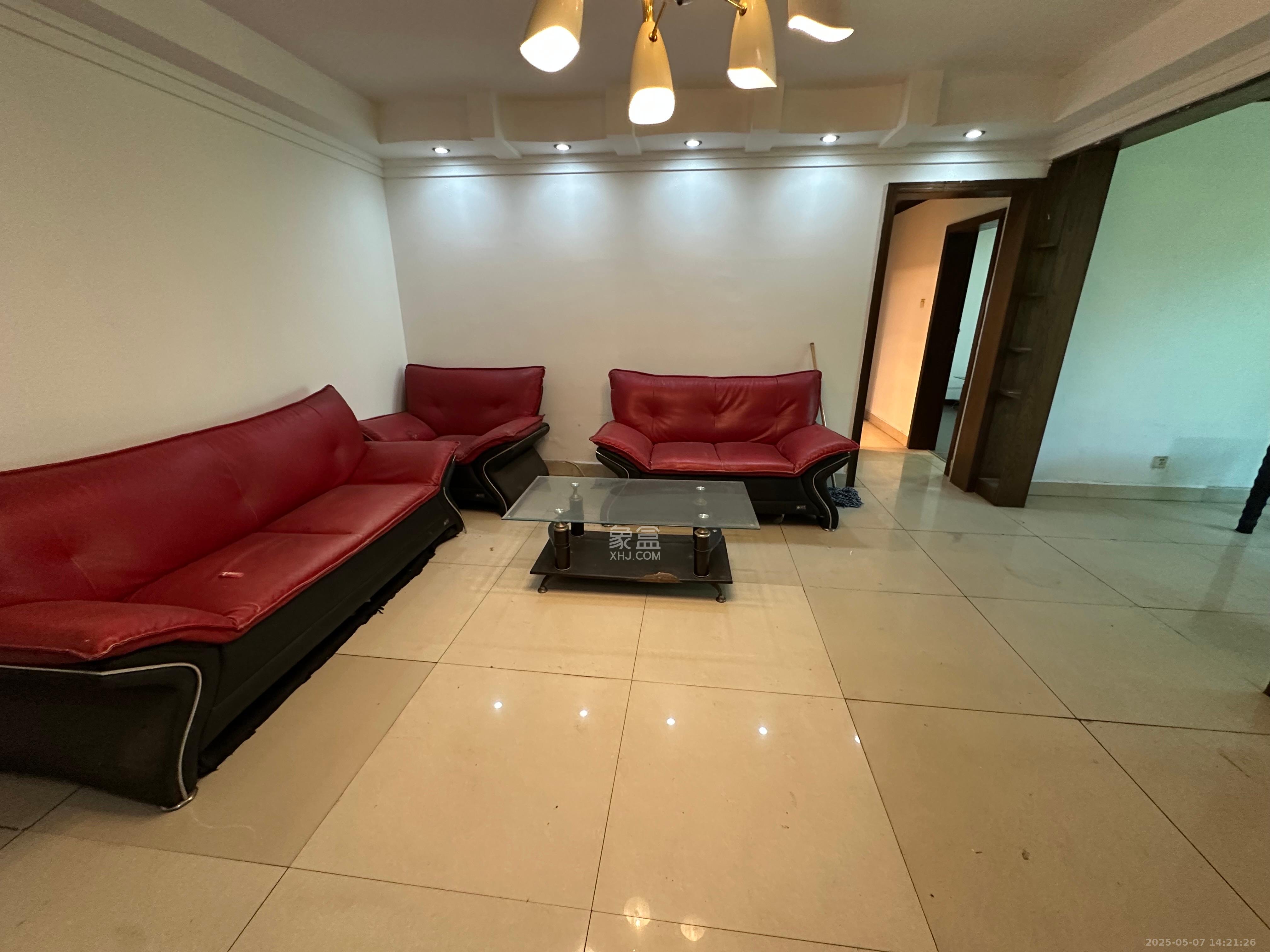 宝庆金都 3室2厅1卫 2500.0元/月 宝庆金都 3室2厅1卫 2500.0元/月室内图