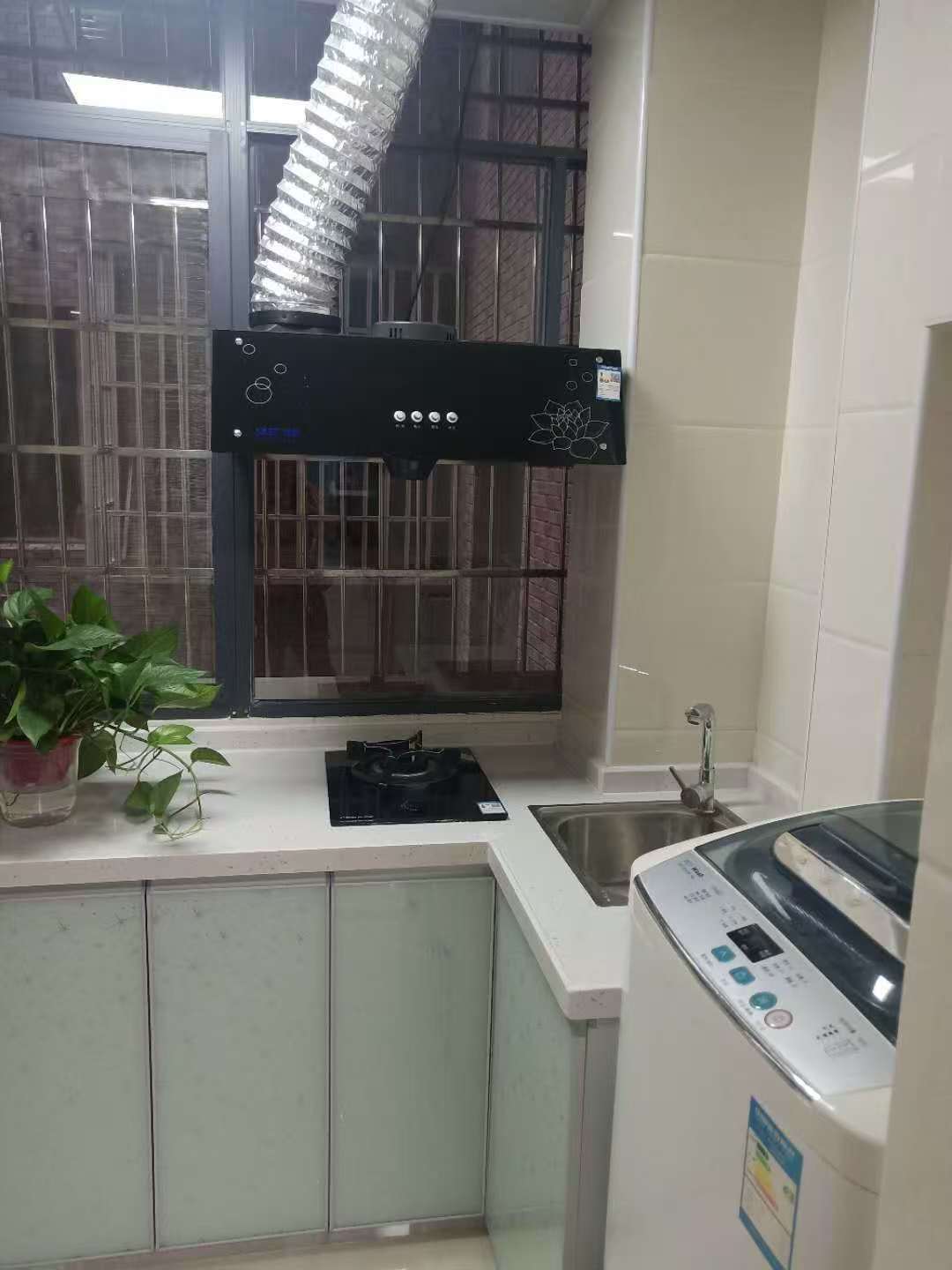 高星明居  1室1厅1卫   950.00元/月室内图