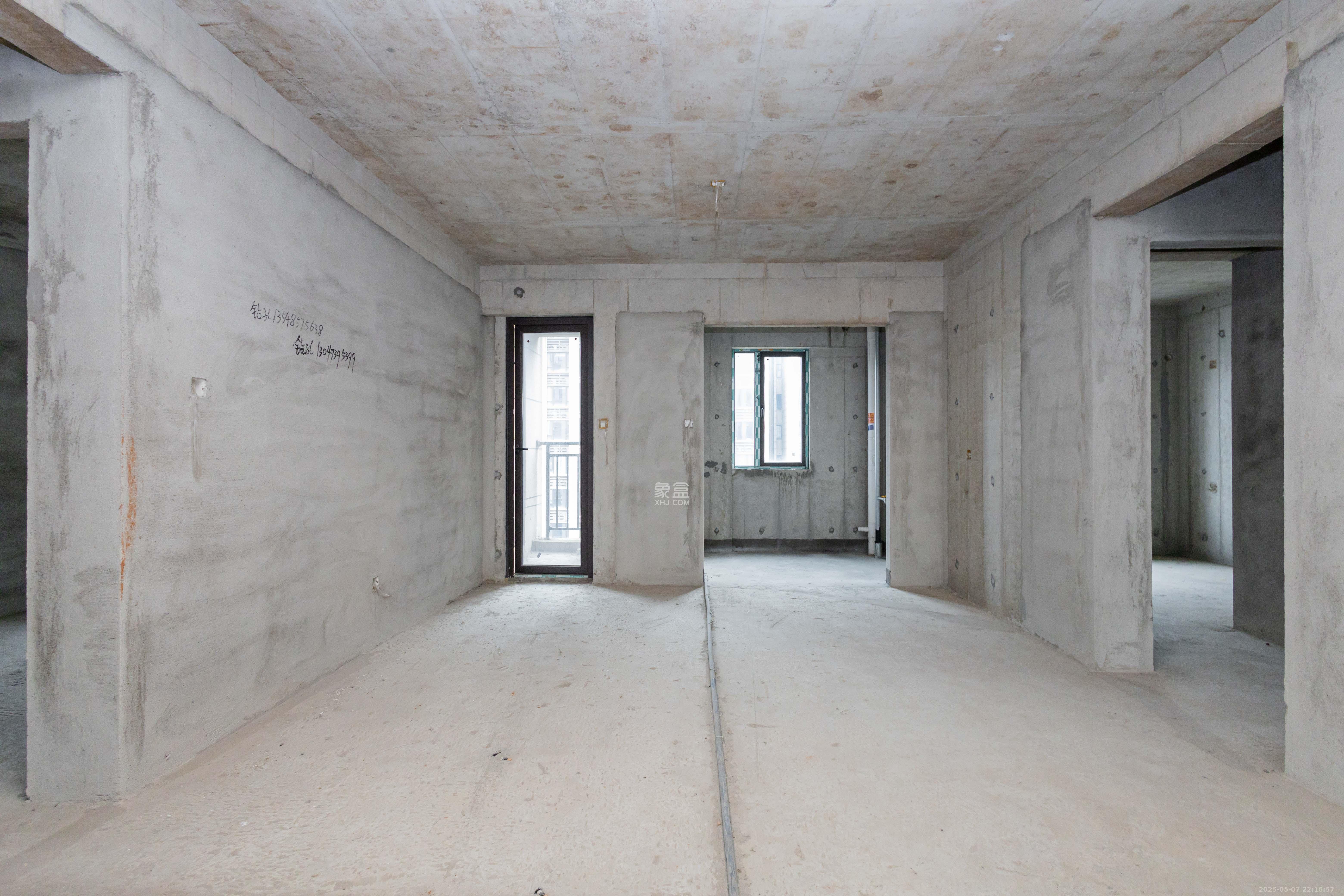 映悦星府 3室2厅2卫 75.0万 映悦星府 3室2厅2卫 75.0万客厅