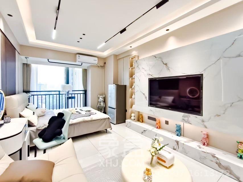 万润时光里  1室0厅0卫   2700.00元/月室内图1