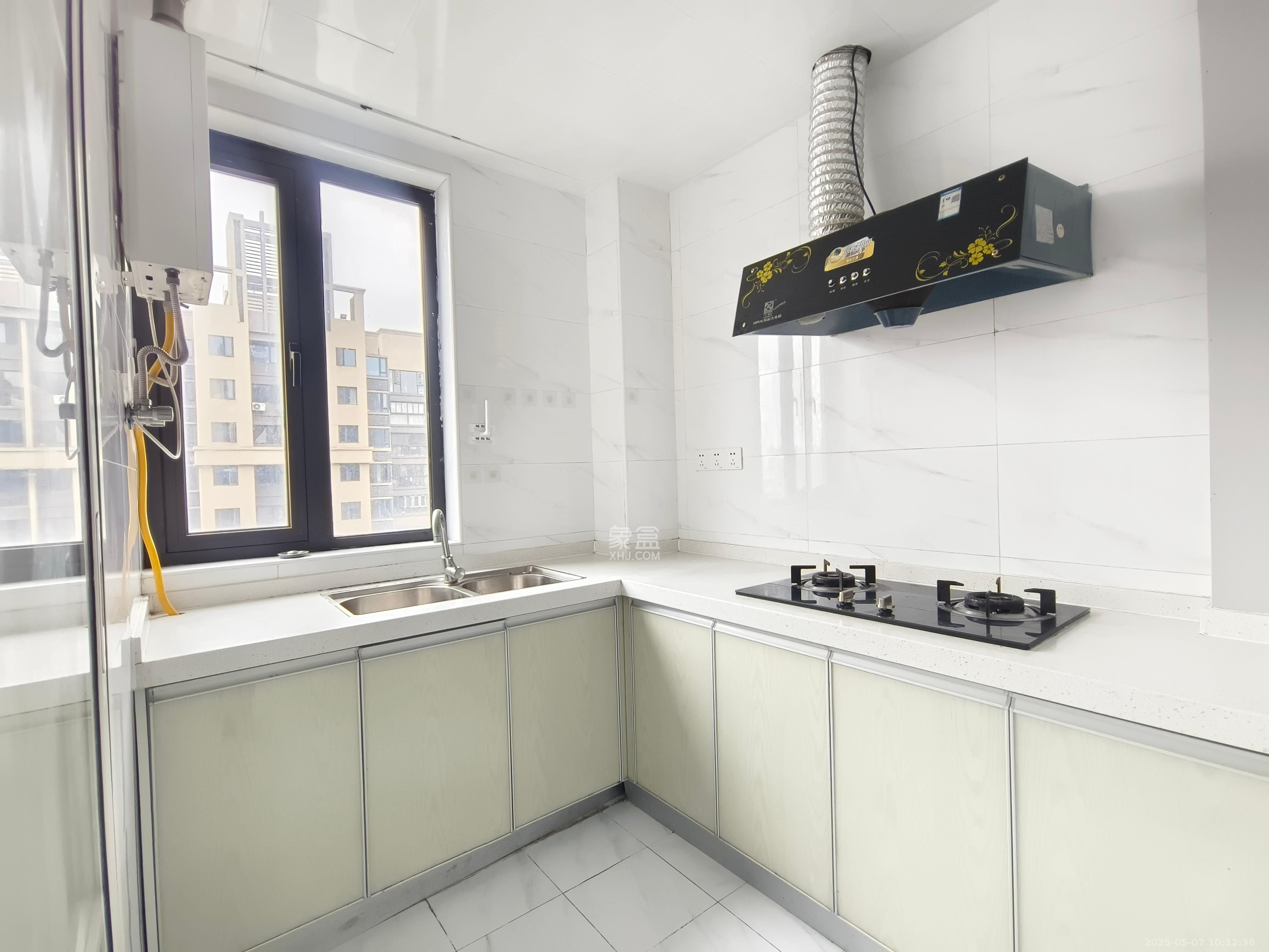 勤诚达境界城  0室0厅0卫    2200.0元/月 勤诚达境界城  0室0厅0卫    2200.0元/月室内图