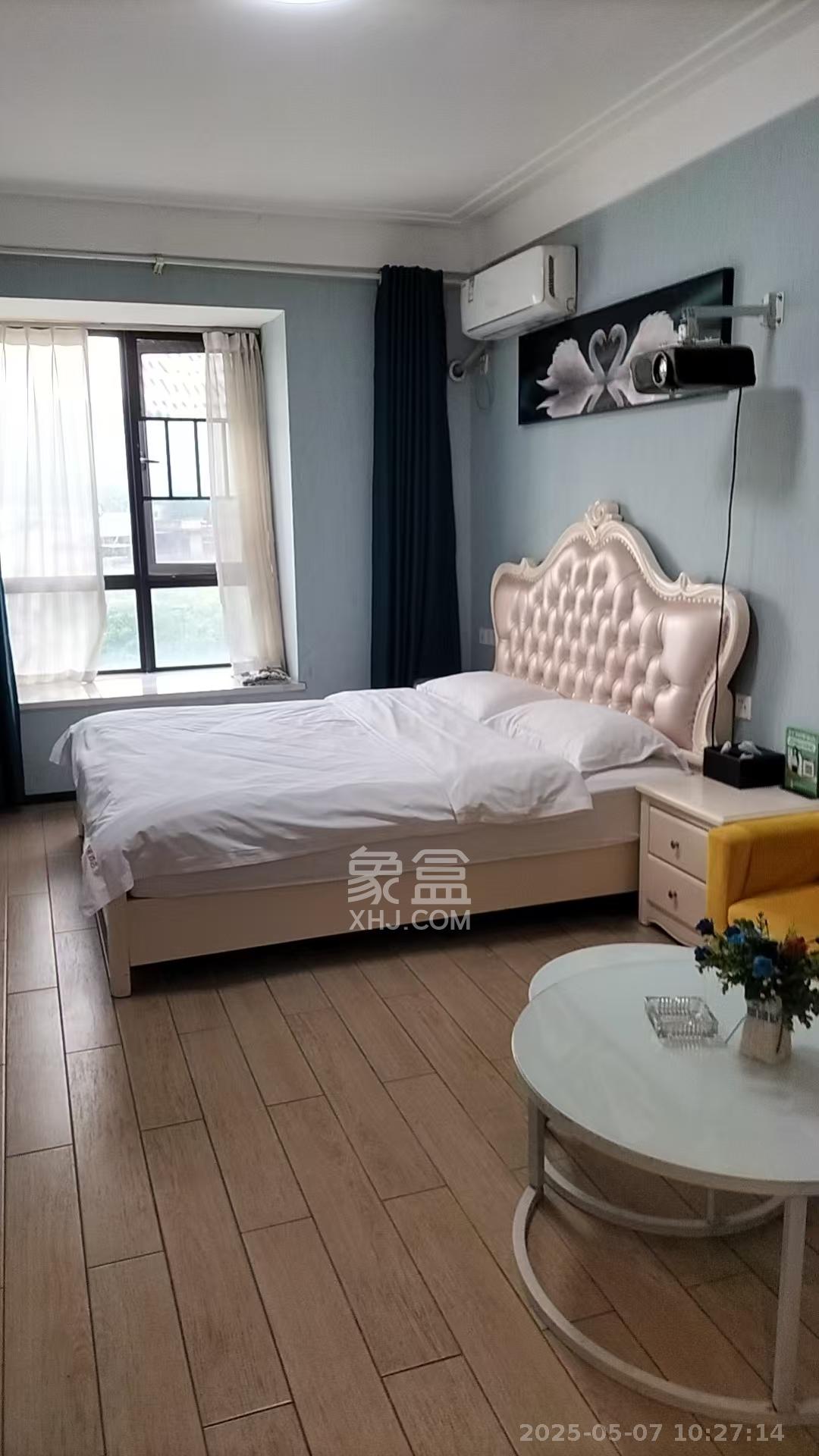 中海国际二期  1室1厅1卫    1200.0元/月 中海国际二期  1室1厅1卫    1200.0元/月户型图