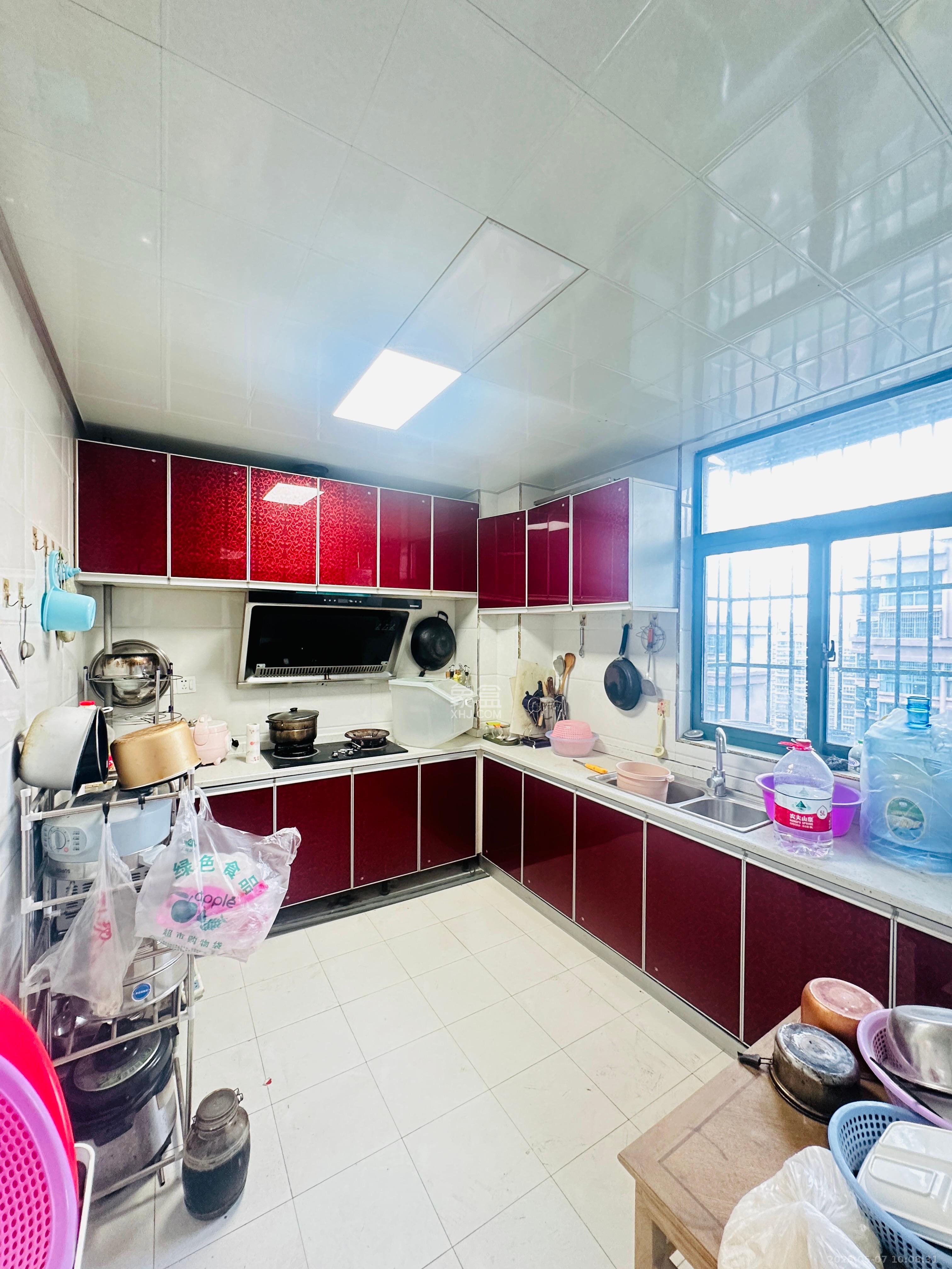 才子佳郡  5室2厅2卫    3500.0元/月 才子佳郡  5室2厅2卫    3500.0元/月室内图