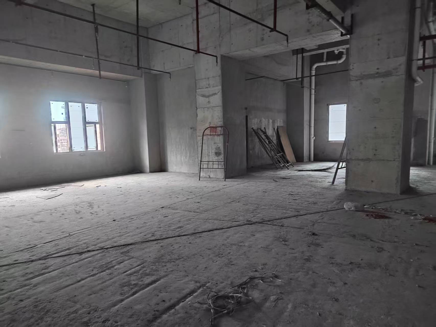 新科苑 10室0厅0卫 22000.0元/月 新科苑 10室0厅0卫 22000.0元/月室内图