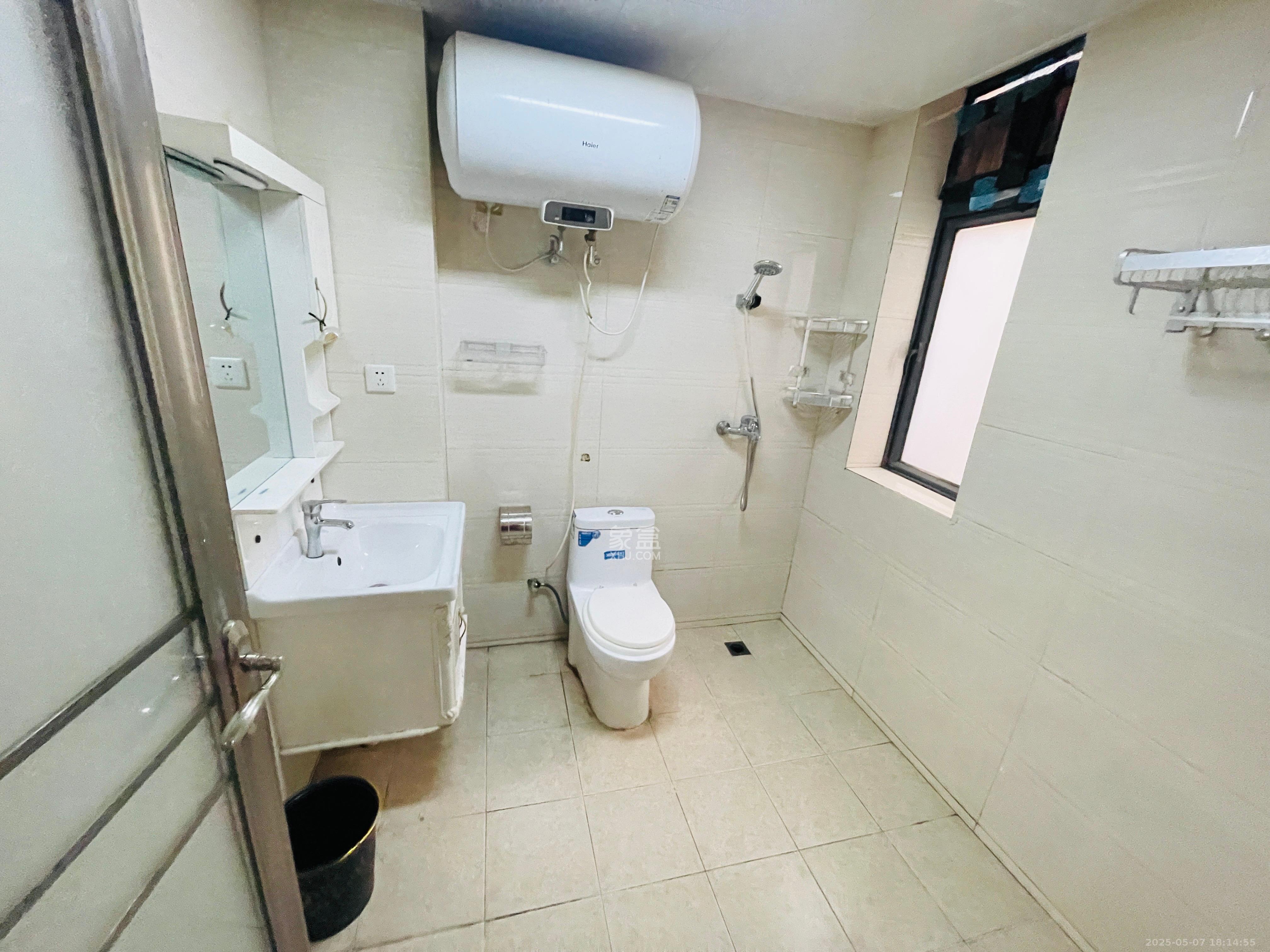 江河双水湾  3室2厅2卫   2500.00元/月室内图