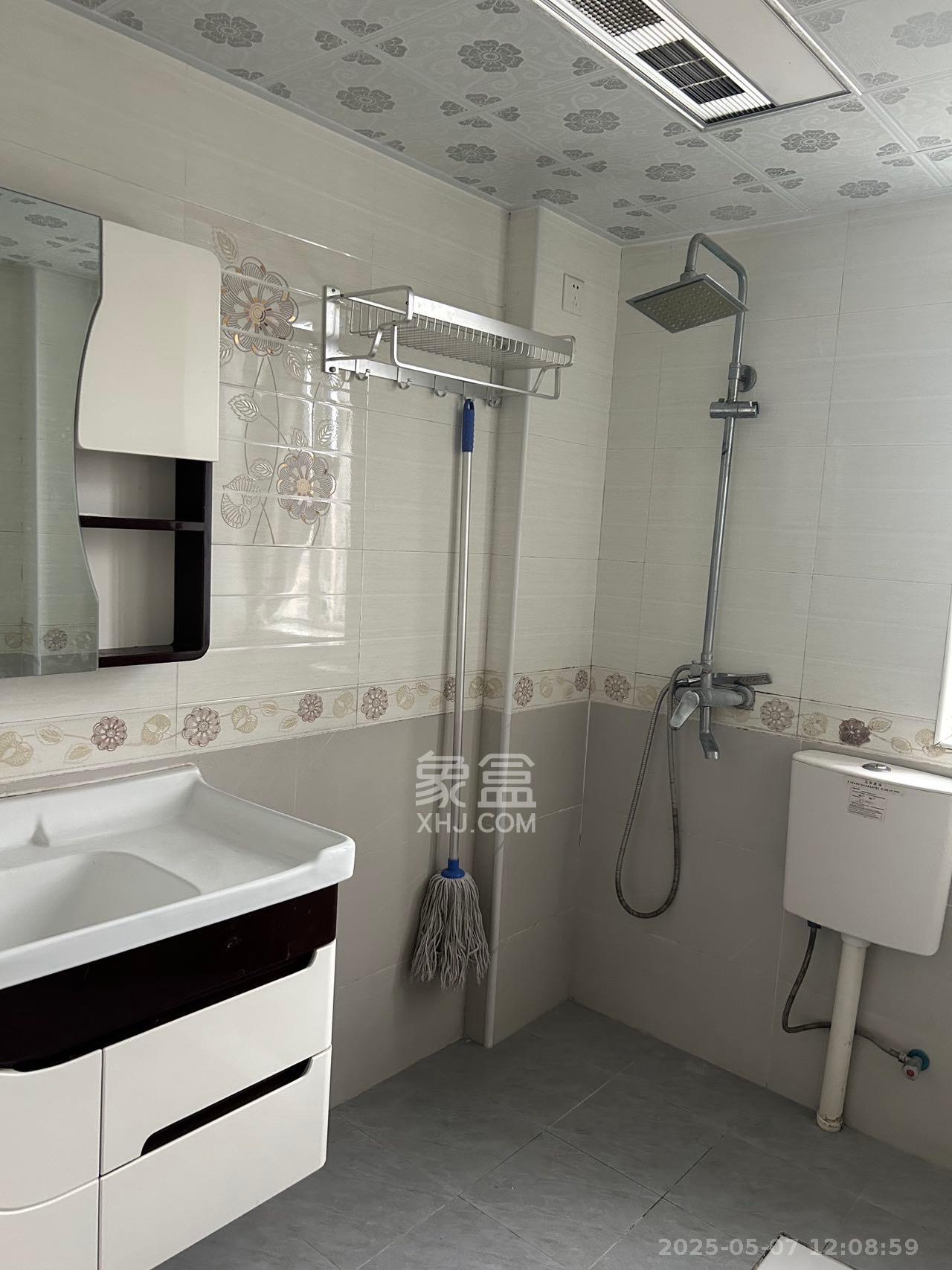 五矿万境水岸一期（万境水岸嘉苑）  3室1厅1卫   2200.00元/月室内图