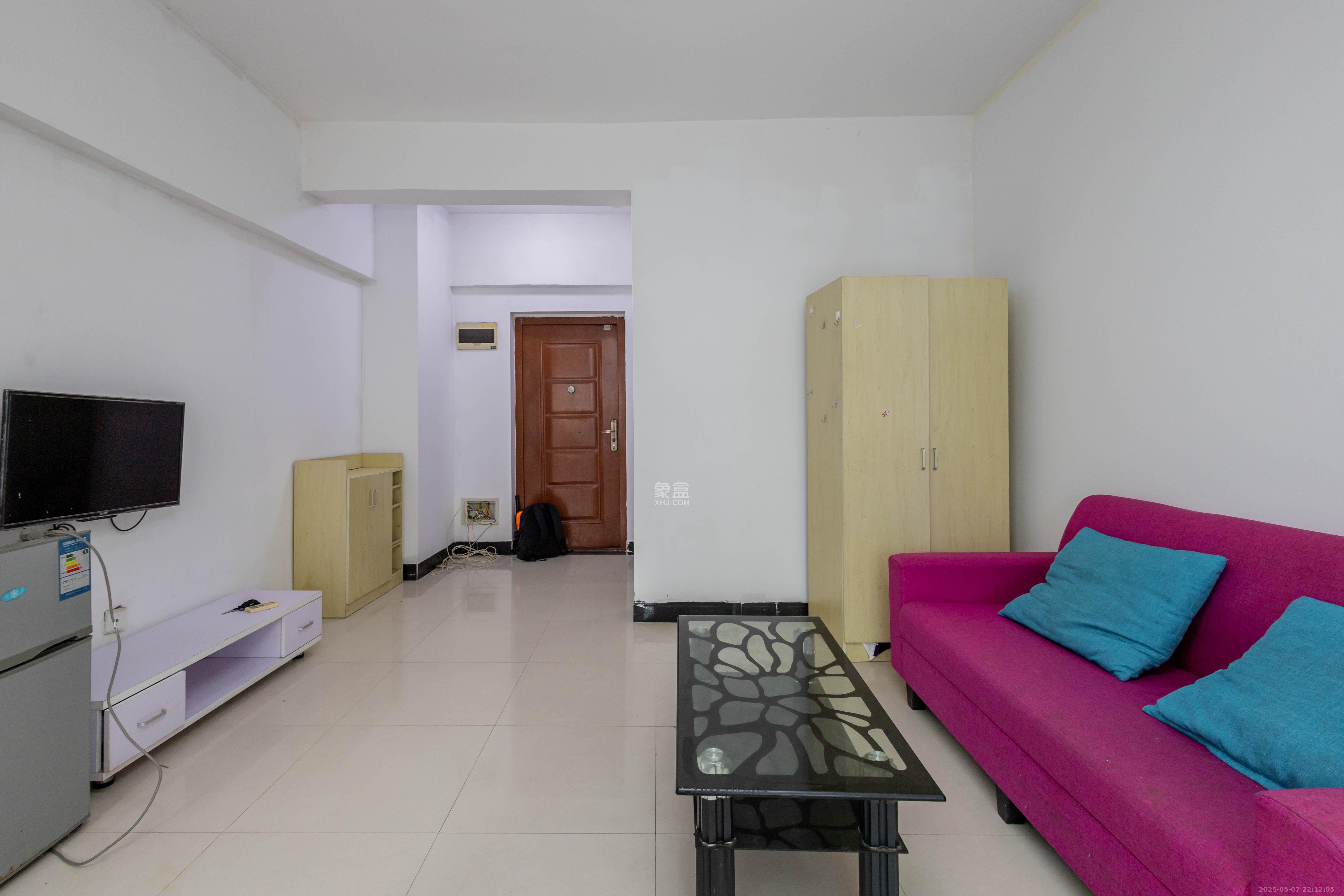 方略90公馆 1室1厅1卫 19.8万 方略90公馆 1室1厅1卫 19.8万客厅