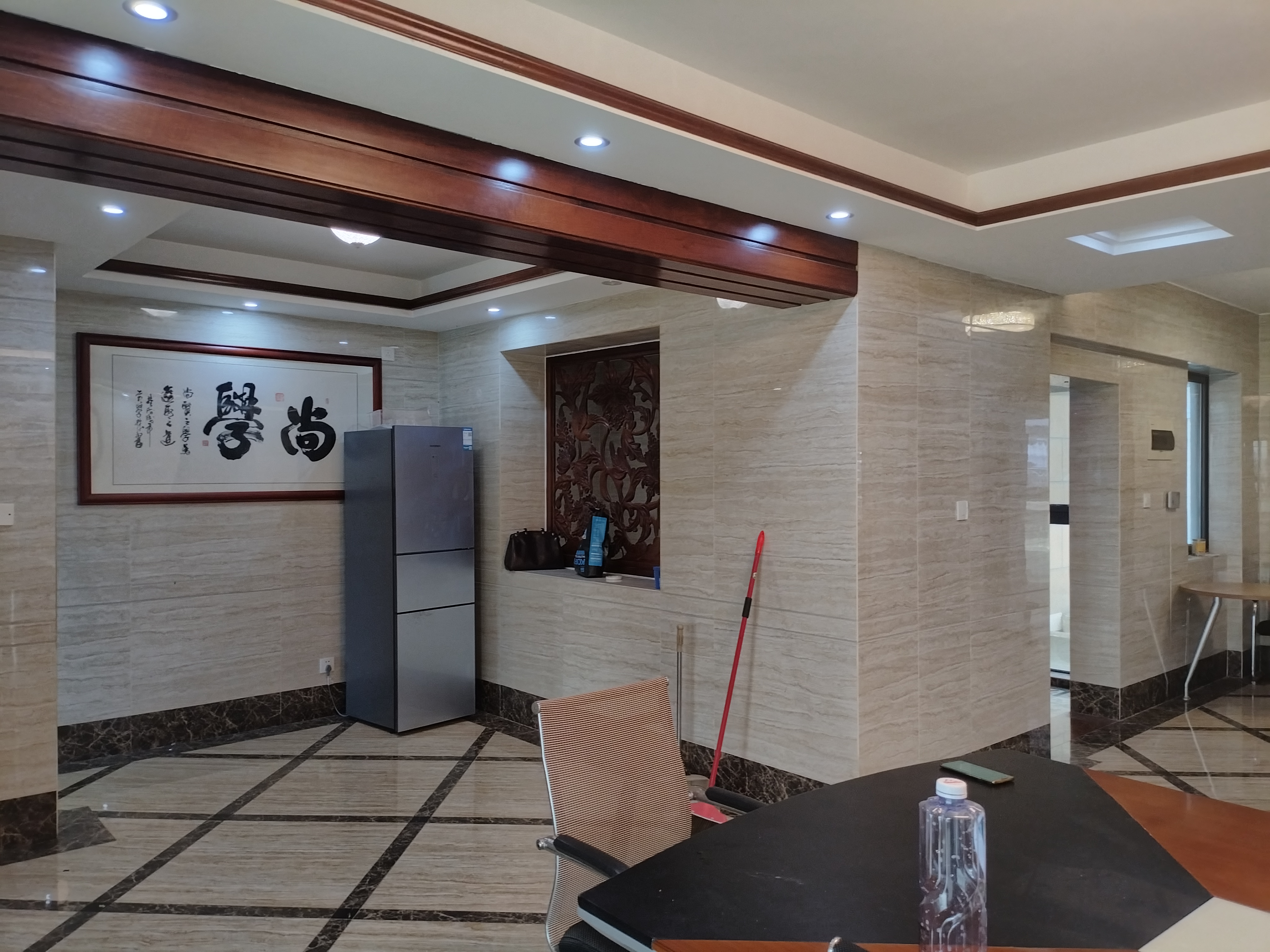 国兴城（B区）  2室2厅1卫   3500.00元/月室内图