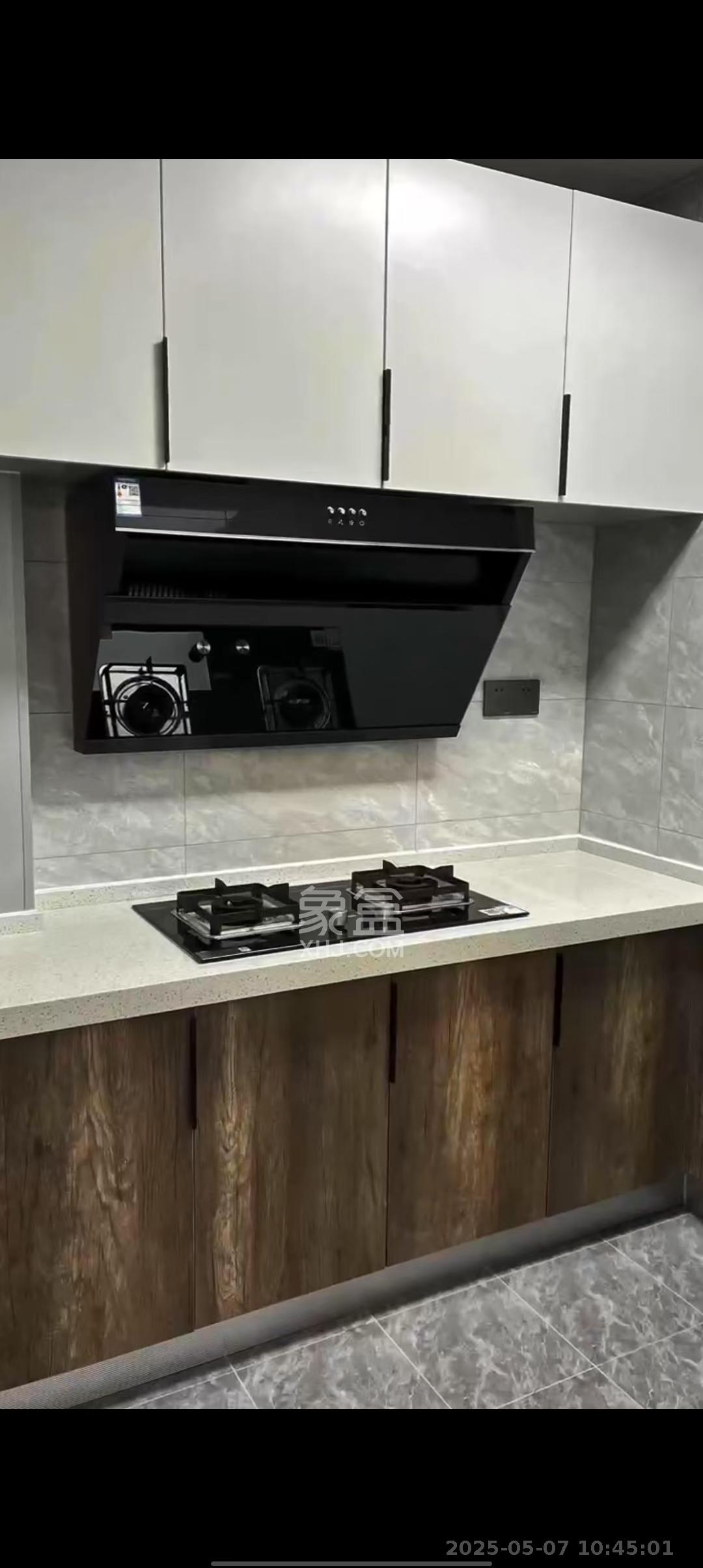 吉泰园安置小区 3室2厅1卫 2988.0元/月 吉泰园安置小区 3室2厅1卫 2988.0元/月室内图