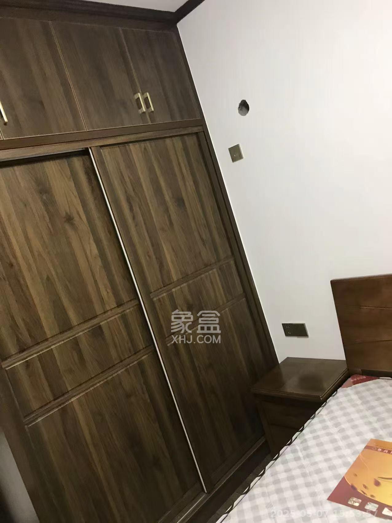 洋湖明园一期  2室1厅1卫   1600.00元/月室内图