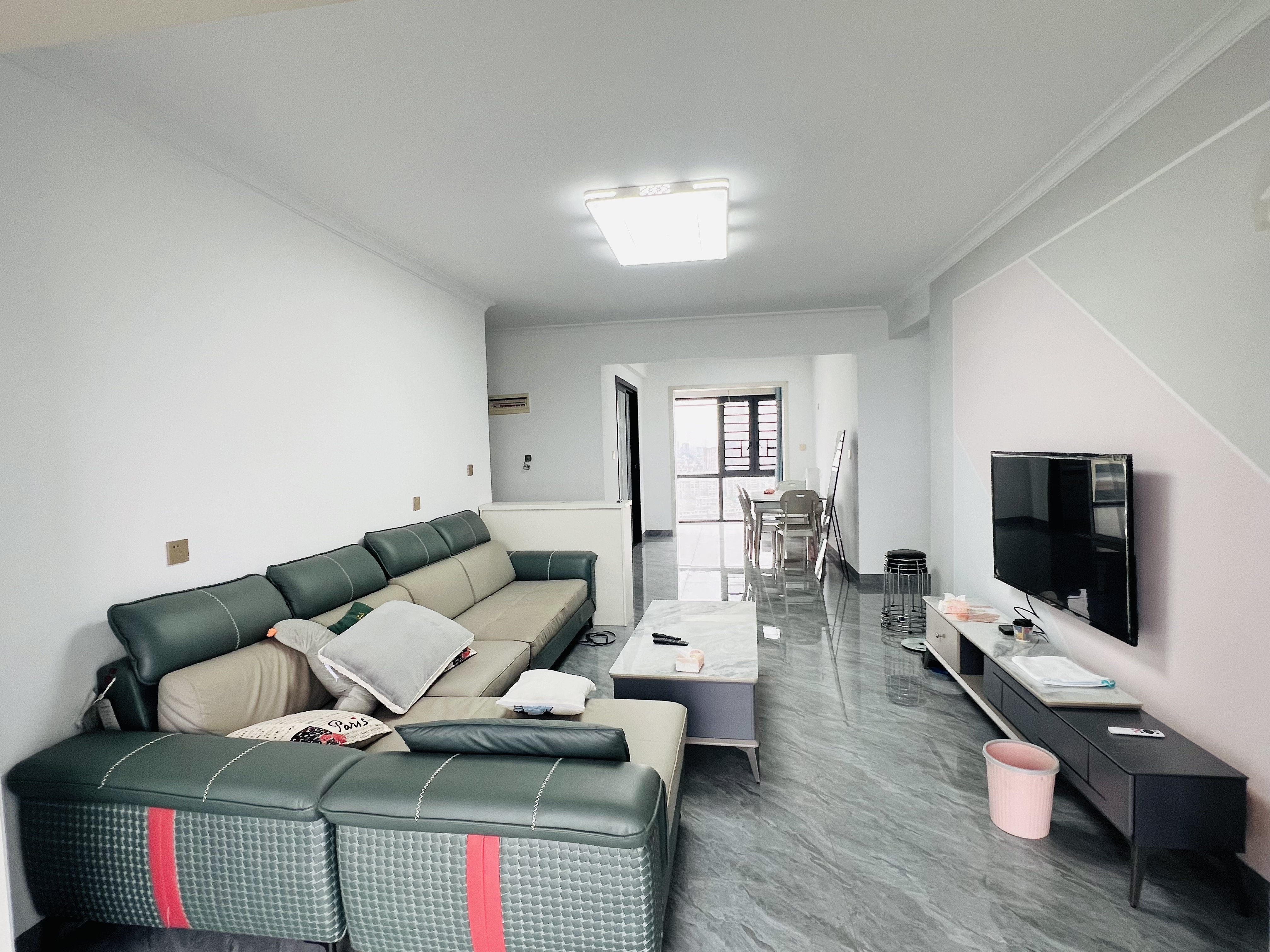 康雅苑 3室2厅2卫 2000.0元/月 康雅苑 3室2厅2卫 2000.0元/月室内图