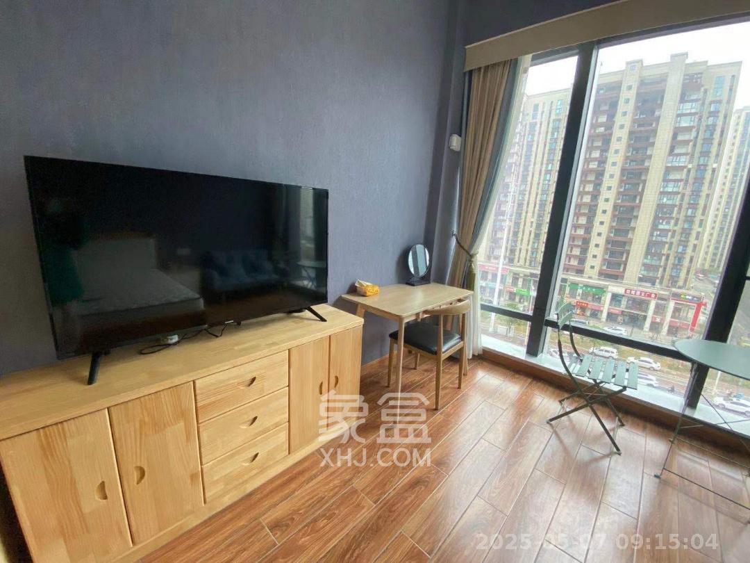 裕天国际商汇中心 1室1厅1卫 1400.0元/月 裕天国际商汇中心 1室1厅1卫 1400.0元/月室内图