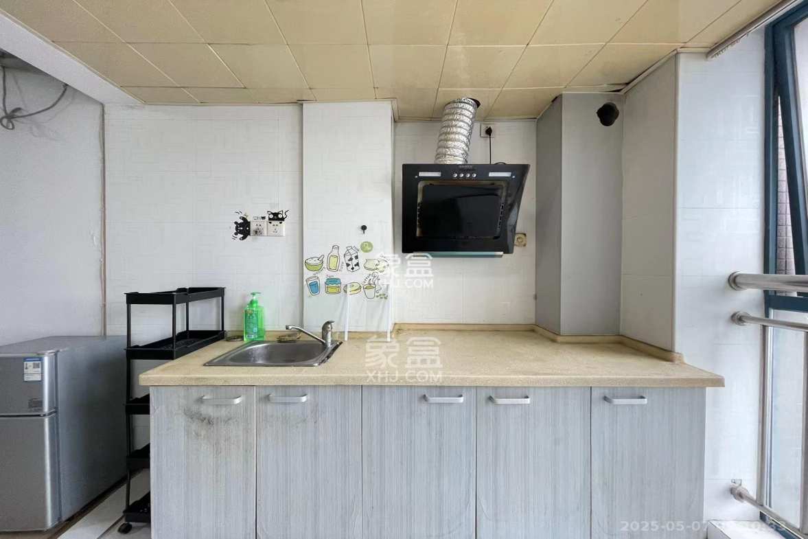 东一国际 1室1厅1卫 1500.0元/月 东一国际 1室1厅1卫 1500.0元/月室内图