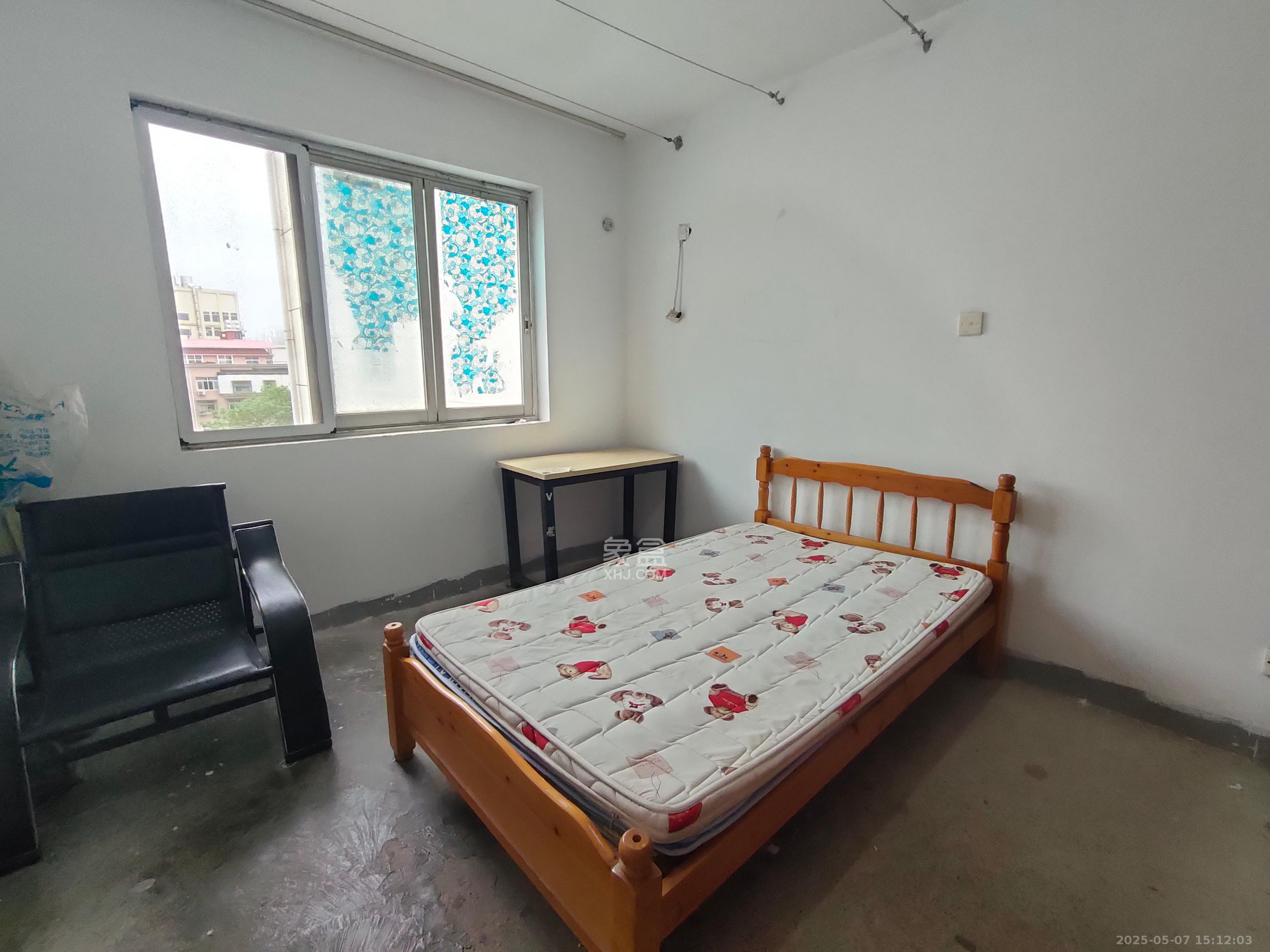 机械化宿舍 2室2厅1卫 800.0元/月 机械化宿舍 2室2厅1卫 800.0元/月室内图