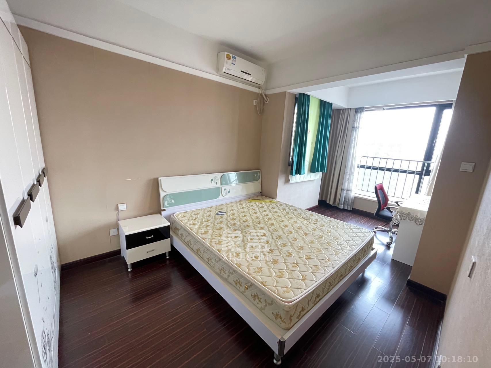 德思勤城市广场（宝格丽公寓）  1室2厅1卫    3000.0元/月室内图