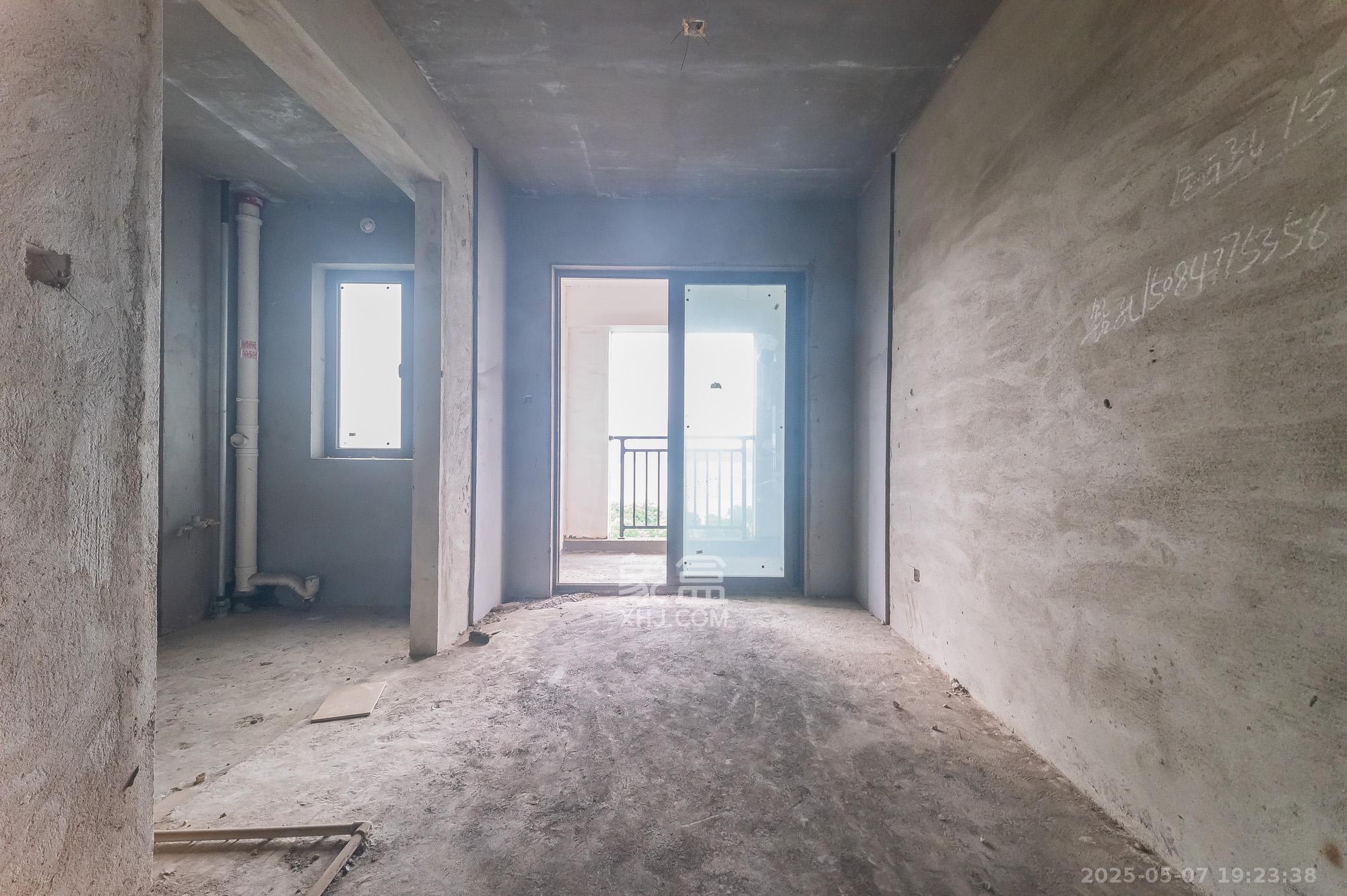 国泰九龙湾 4室2厅2卫 118.0万 国泰九龙湾 4室2厅2卫 118.0万其他