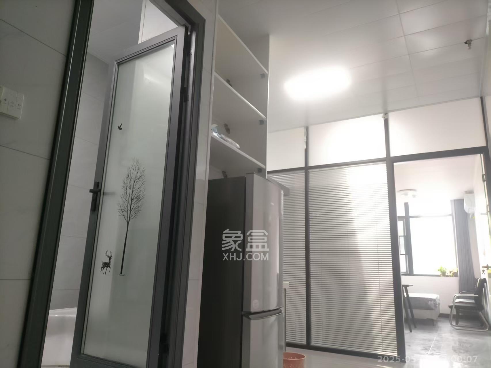 碧桂园翘楚棠  1室1厅1卫   1200.00元/月室内图