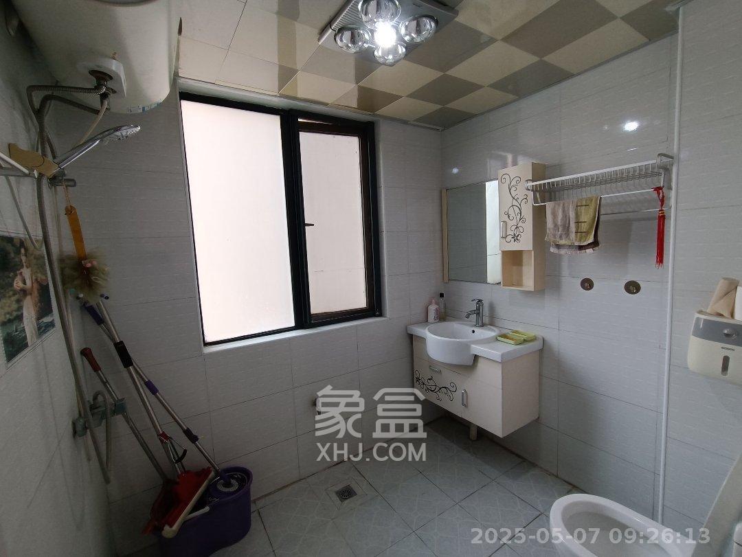 钰龙天下一期 3室2厅1卫 2200.0元/月 钰龙天下一期 3室2厅1卫 2200.0元/月室内图