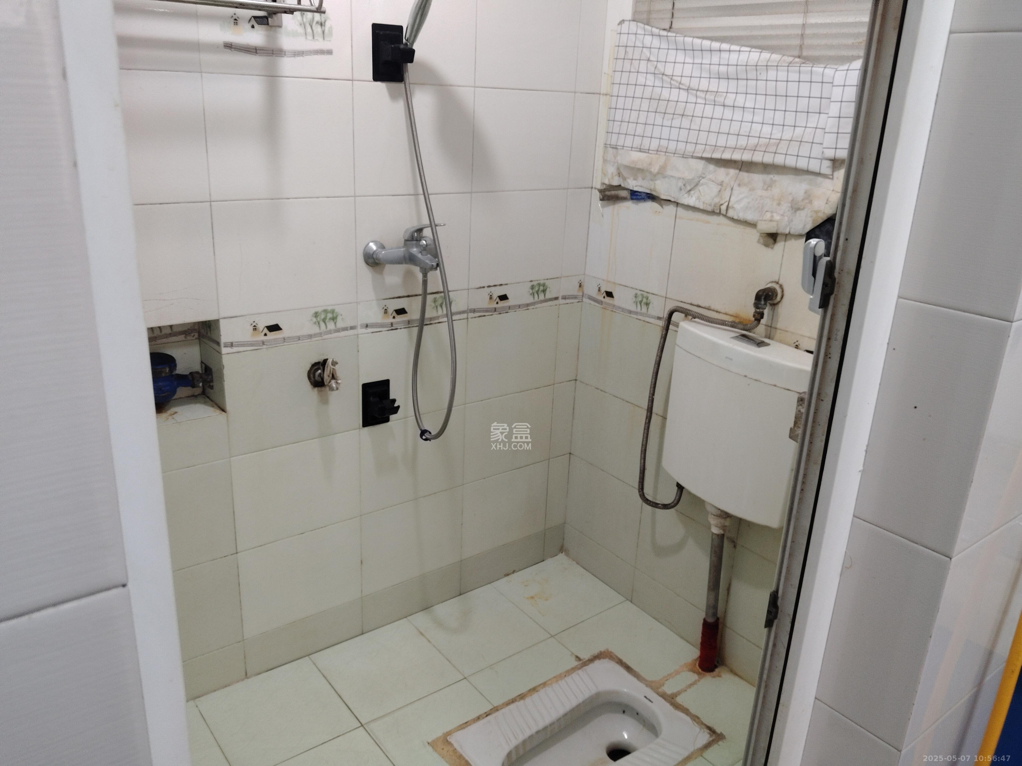 楚天家园 3室2厅1卫 1800.0元/月 楚天家园 3室2厅1卫 1800.0元/月室内图