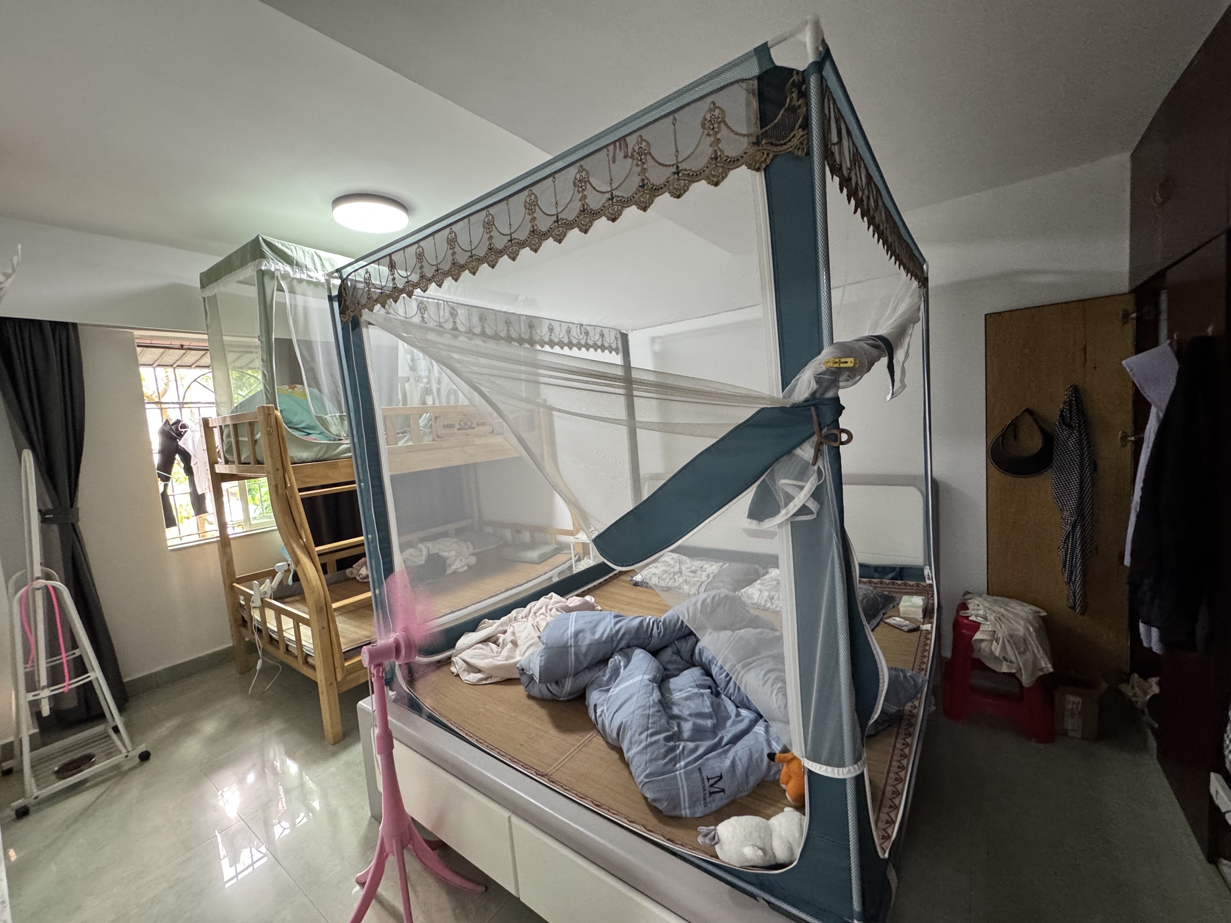 肥皂厂宿舍(琼州大道) 3室2厅1卫 99.0万 肥皂厂宿舍(琼州大道) 3室2厅1卫 99.0万客厅