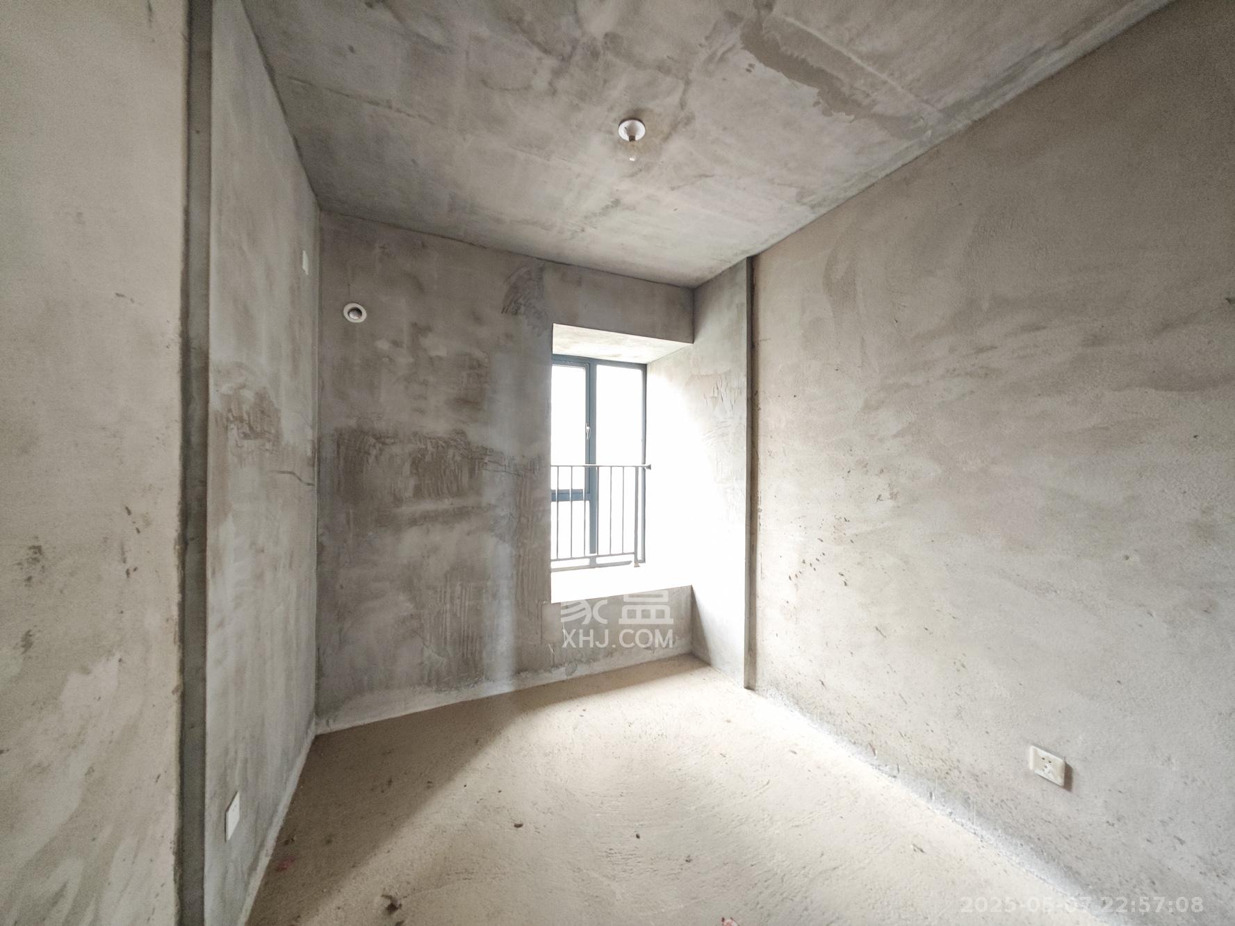 中建嘉和城  1室2厅2卫    82.8万 中建嘉和城  1室2厅2卫    82.8万卧室