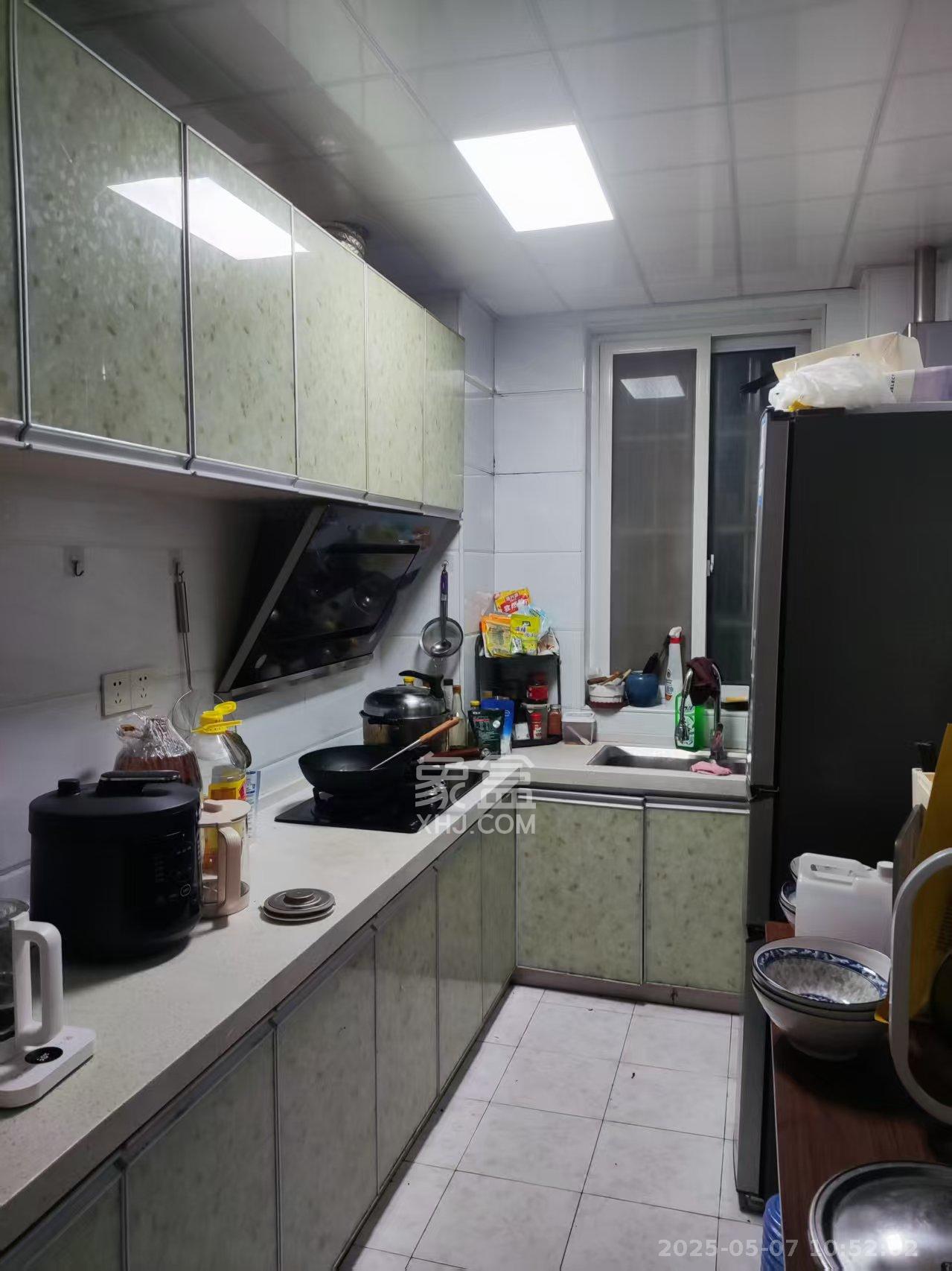 星城新宇莲景苑  3室2厅1卫   2700.00元/月室内图