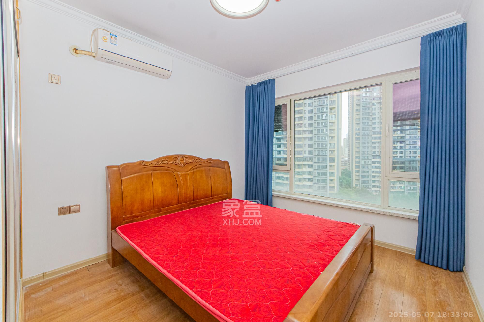 北辰三角洲E3区 3室2厅1卫 125.0万 北辰三角洲E3区 3室2厅1卫 125.0万卧室