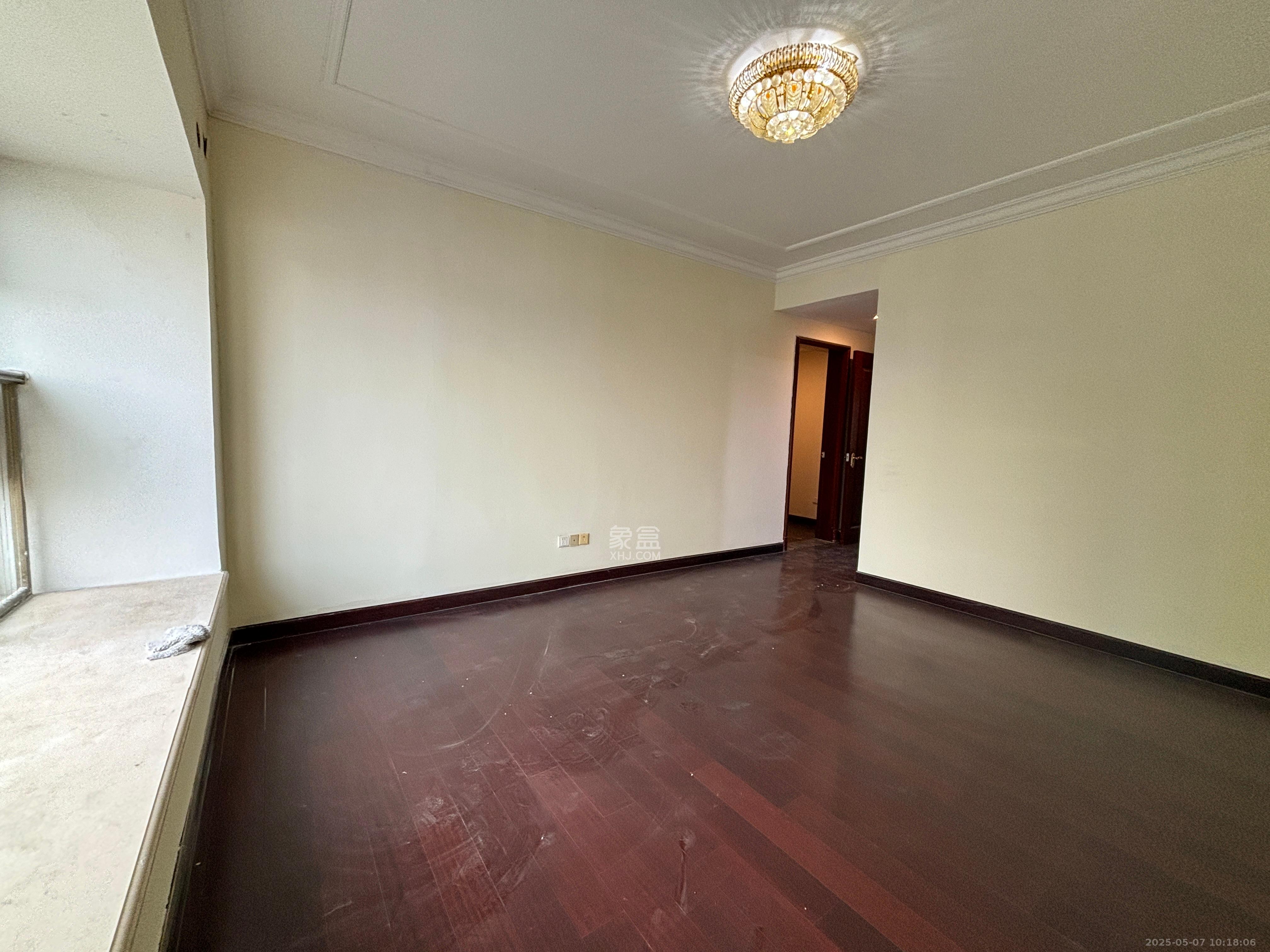 恒大名都  4室2厅2卫    2200.0元/月 恒大名都  4室2厅2卫    2200.0元/月室内图