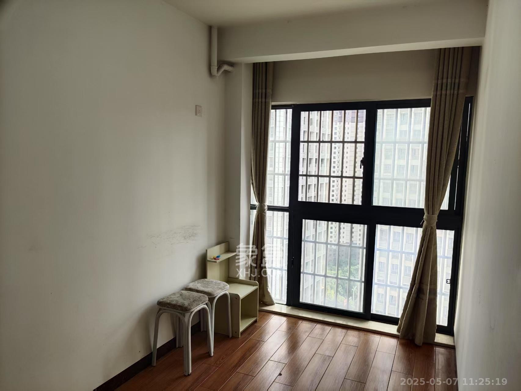 九华新都汇 2室2厅1卫 1500.0元/月 九华新都汇 2室2厅1卫 1500.0元/月室内图