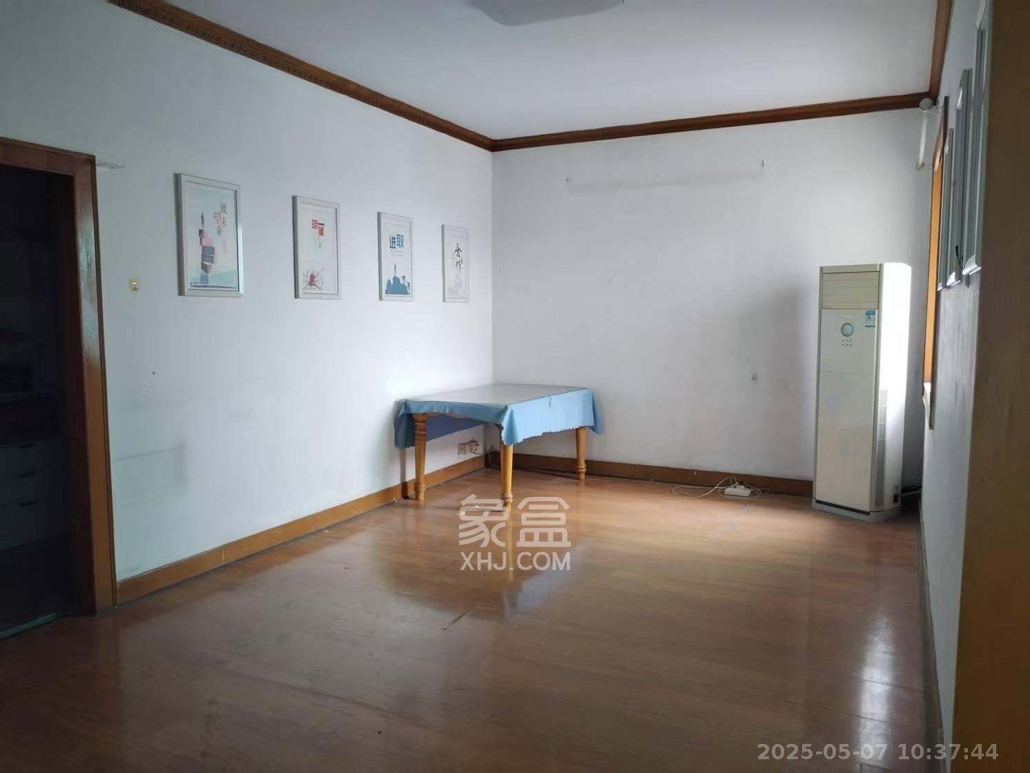 方正证券 2室1厅1卫 2000.0元/月 方正证券 2室1厅1卫 2000.0元/月室内图