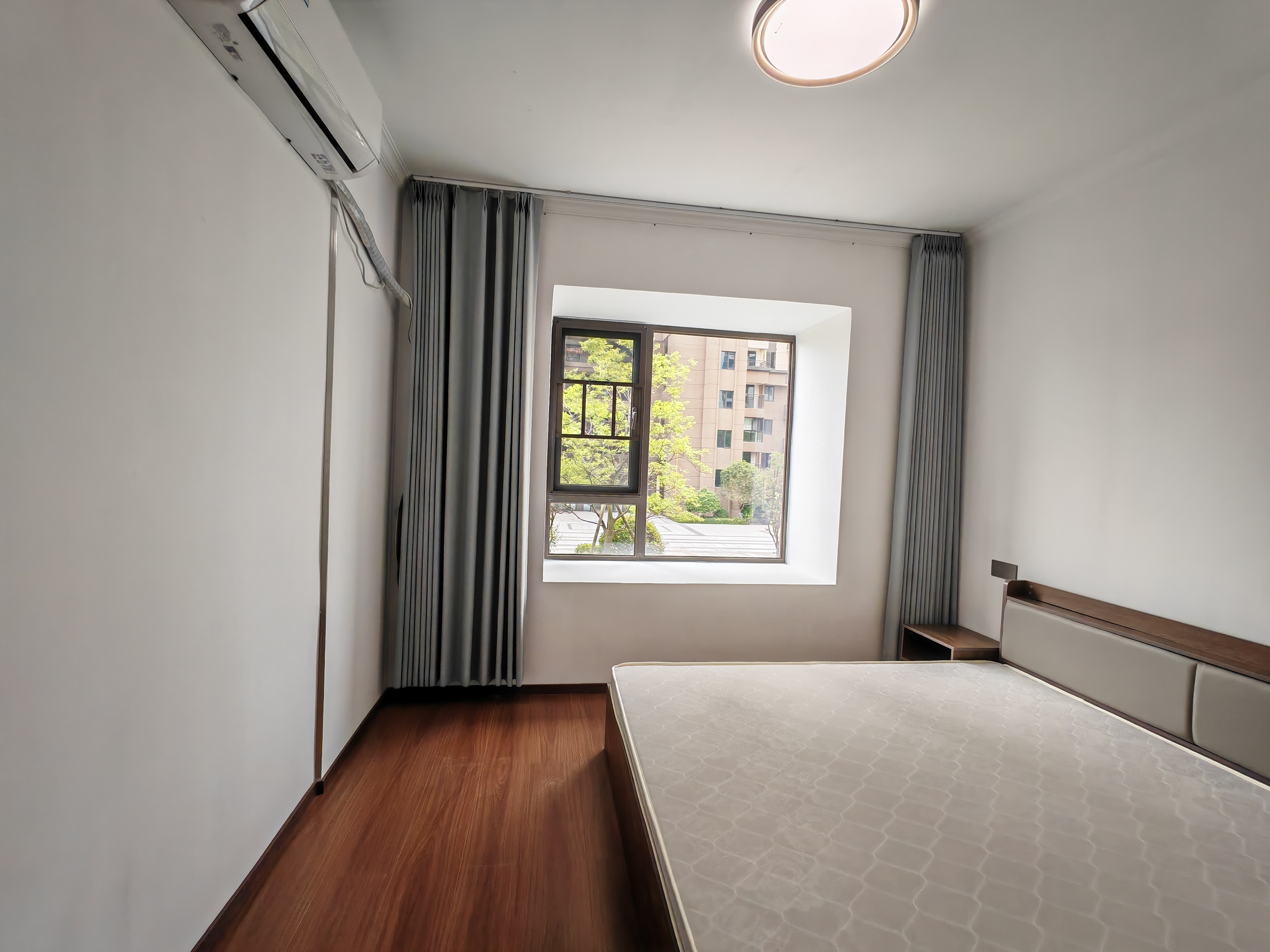 世茂云城 1室0厅0卫 2300.0元/月 世茂云城 1室0厅0卫 2300.0元/月室内图