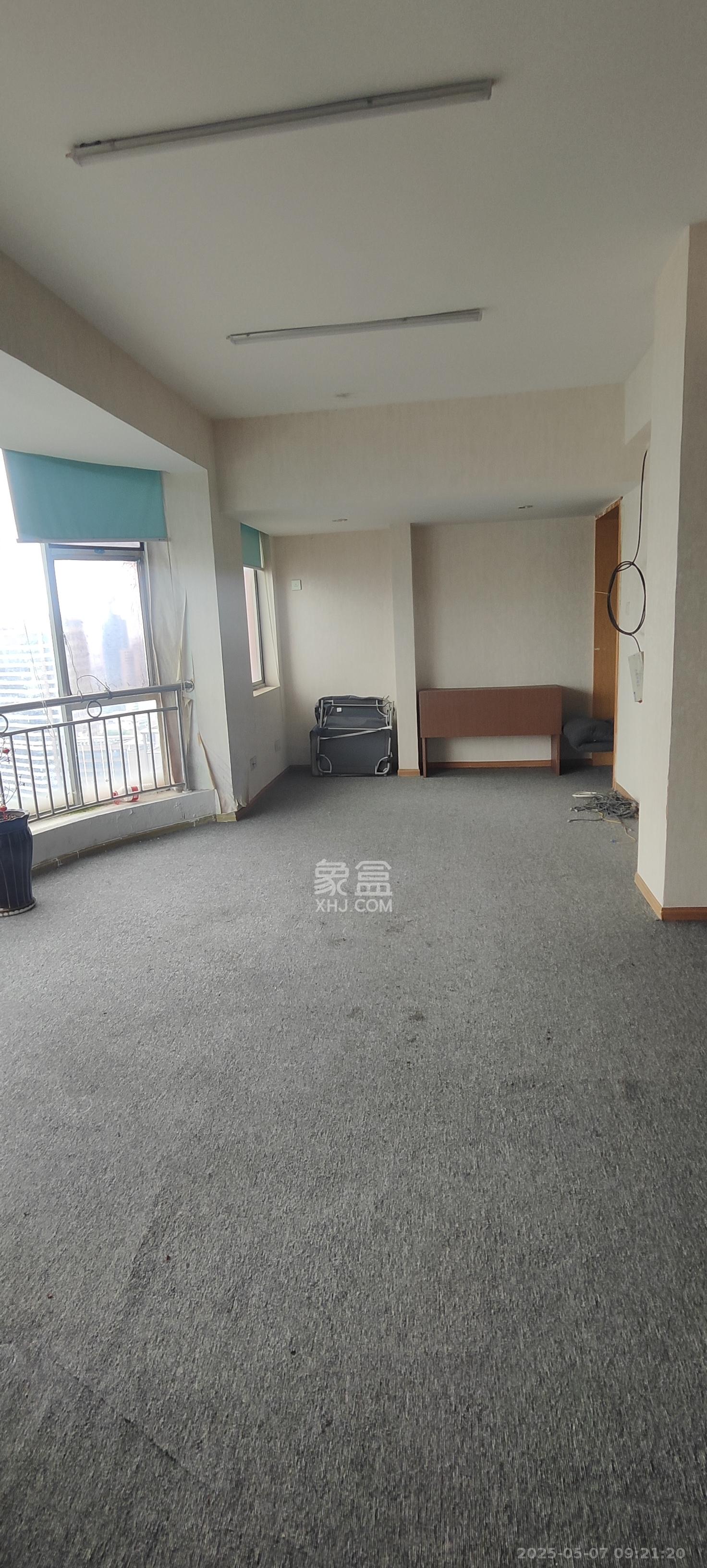 都市阳光大厦 2室1厅1卫 5000.0元/月 都市阳光大厦 2室1厅1卫 5000.0元/月室内图