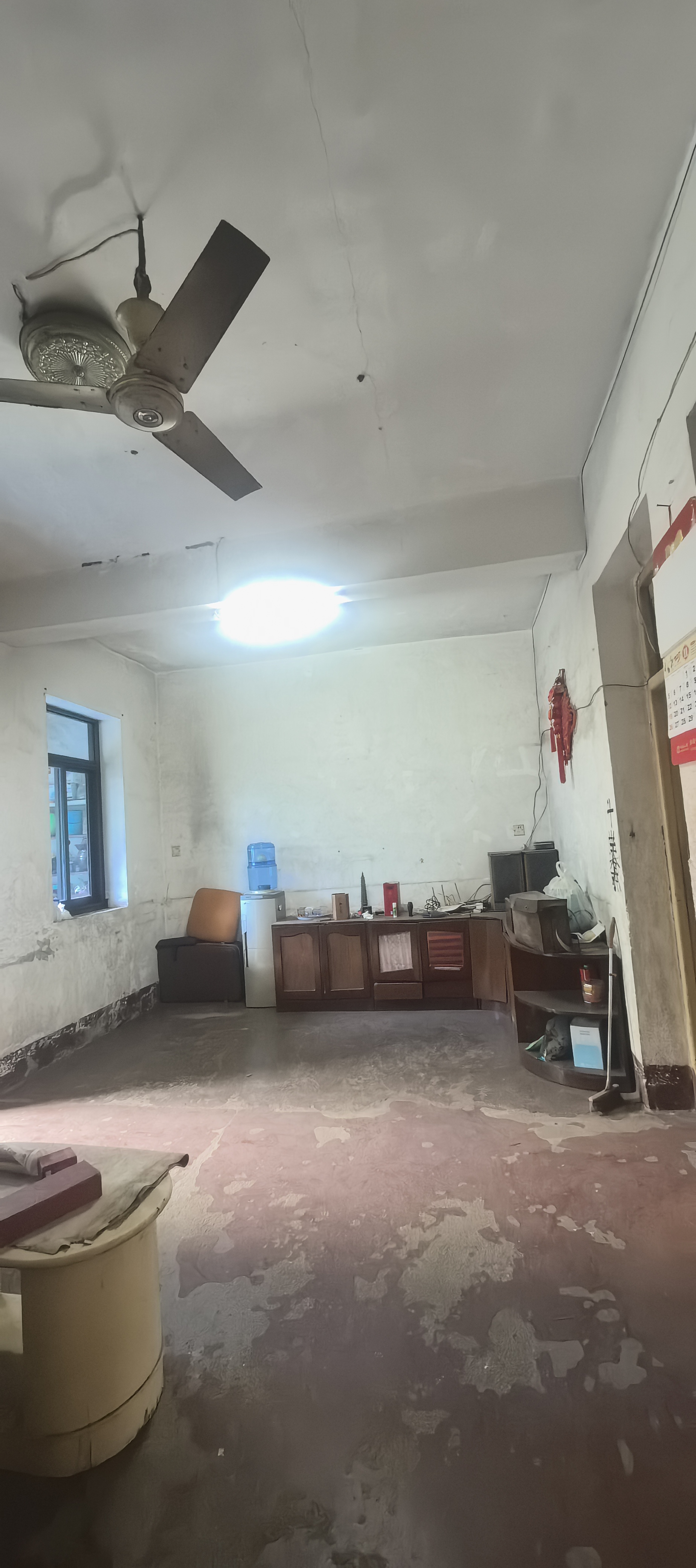 城管局家属楼 3室2厅2卫 40.0万 城管局家属楼 3室2厅2卫 40.0万客厅