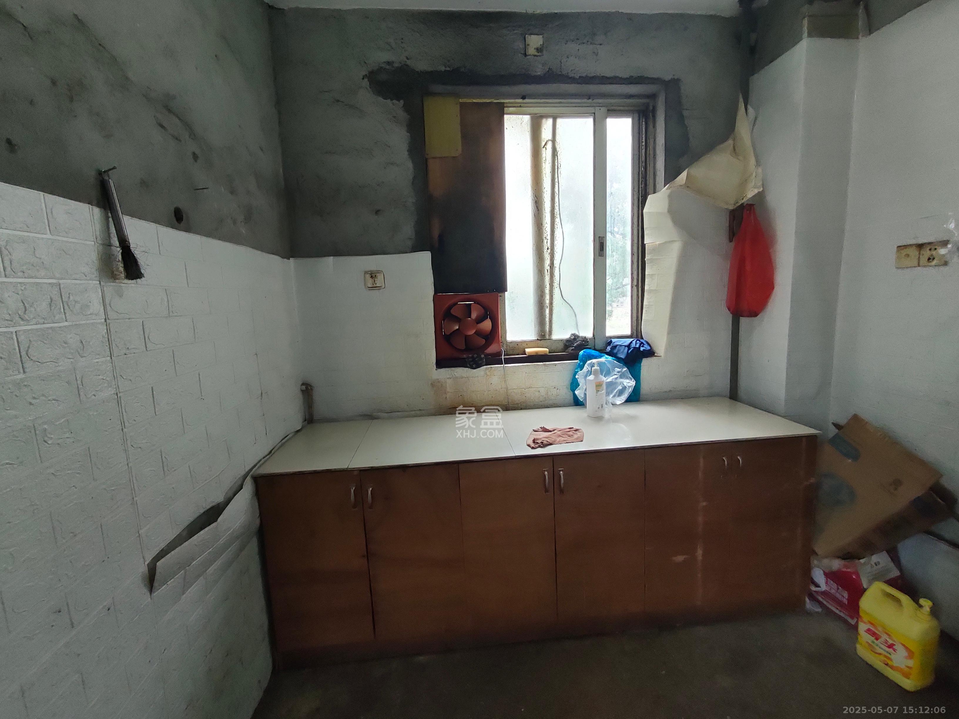 机械化宿舍 2室2厅1卫 800.0元/月 机械化宿舍 2室2厅1卫 800.0元/月室内图