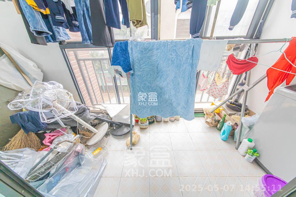 长城水郡  4室2厅2卫   1700.00元/月室内图