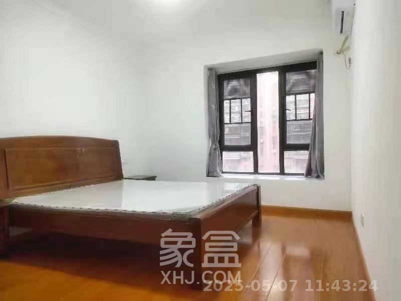 中欣楚天熙苑  3室2厅2卫    3000.0元/月室内图