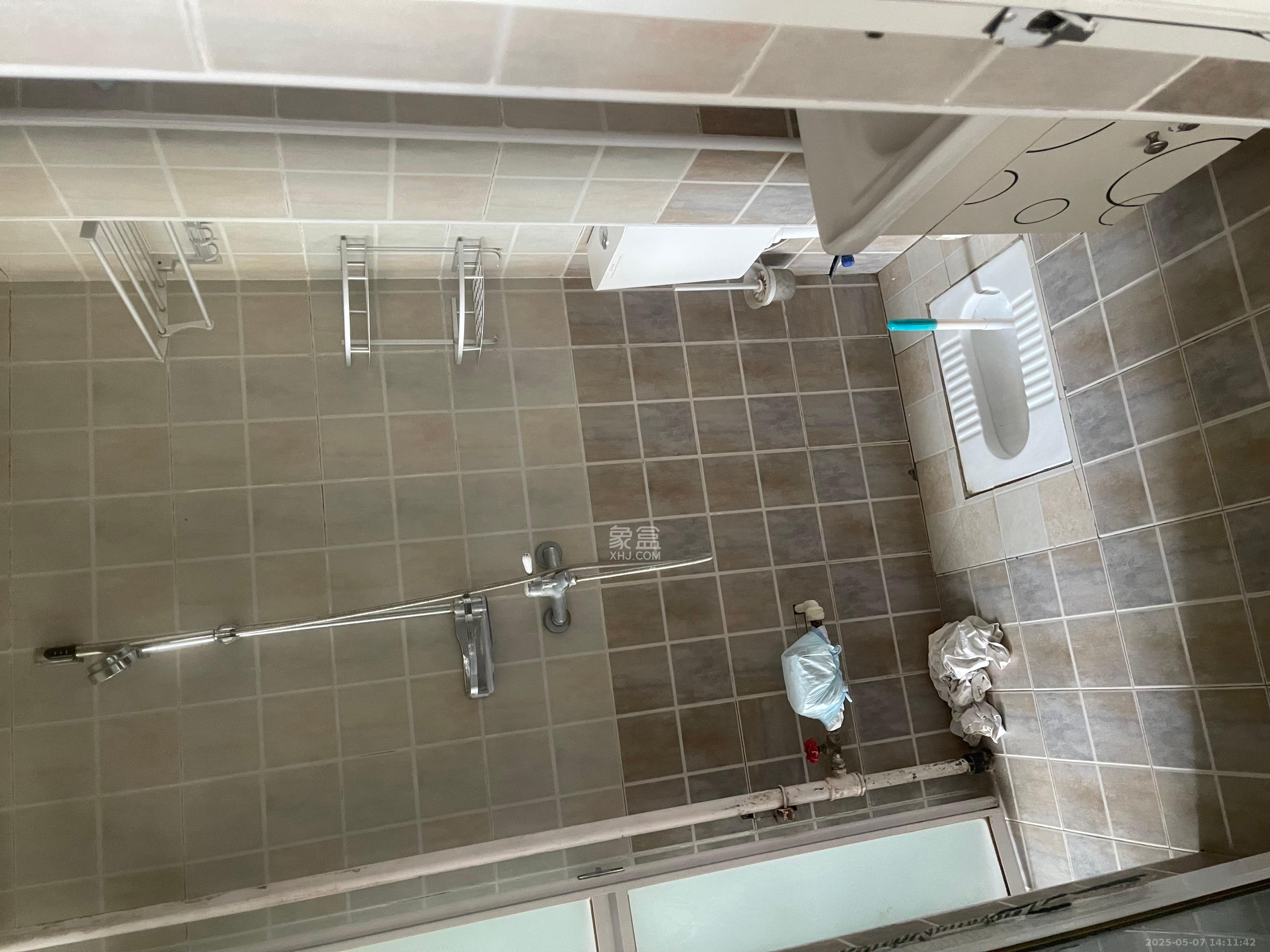 鑫远湘府逸园  1室1厅1卫   1500.00元/月室内图
