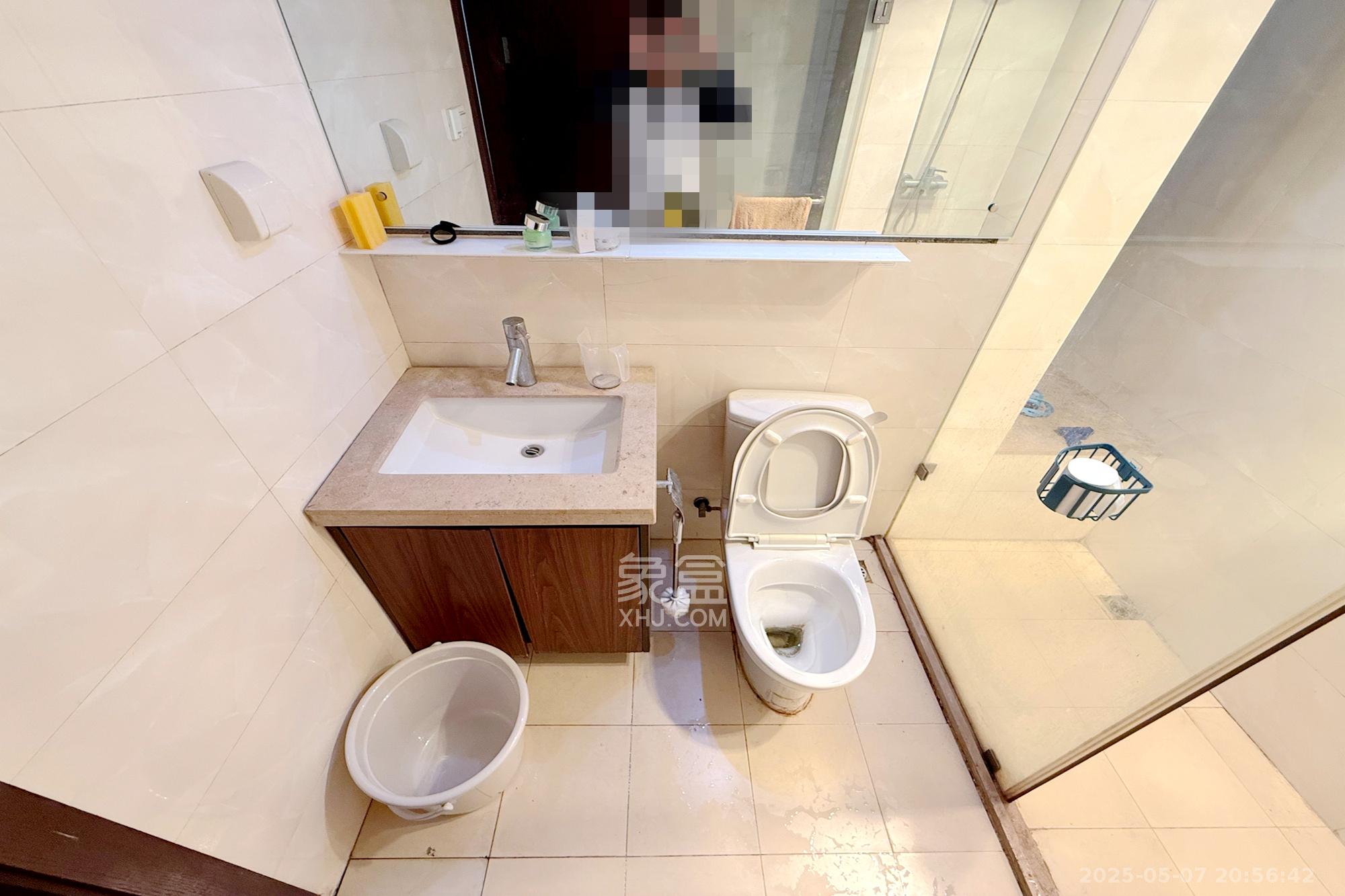 时代倾城一期  3室2厅2卫    78.0万 时代倾城一期  3室2厅2卫    78.0万卫生间